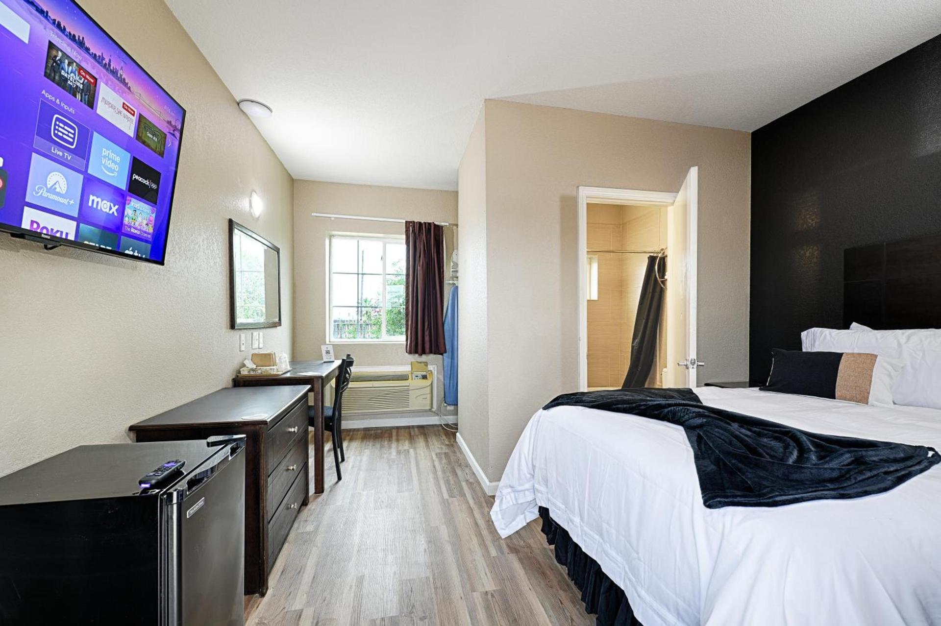 Hotel Dilley Grand photo 7