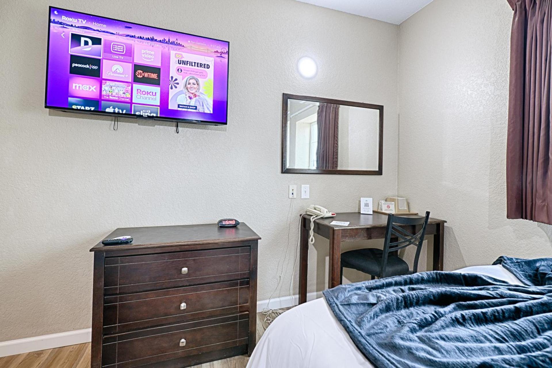 Hotel Dilley Grand photo 10