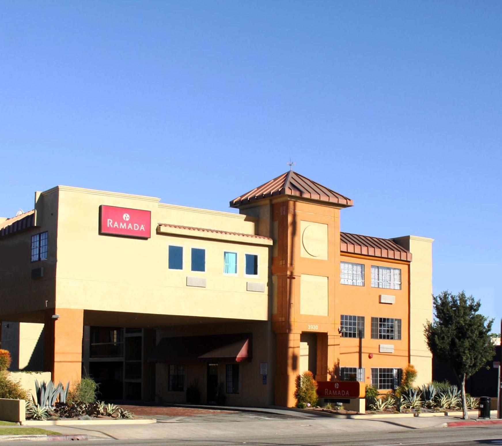 Ramada by Wyndham Culver City photo 29