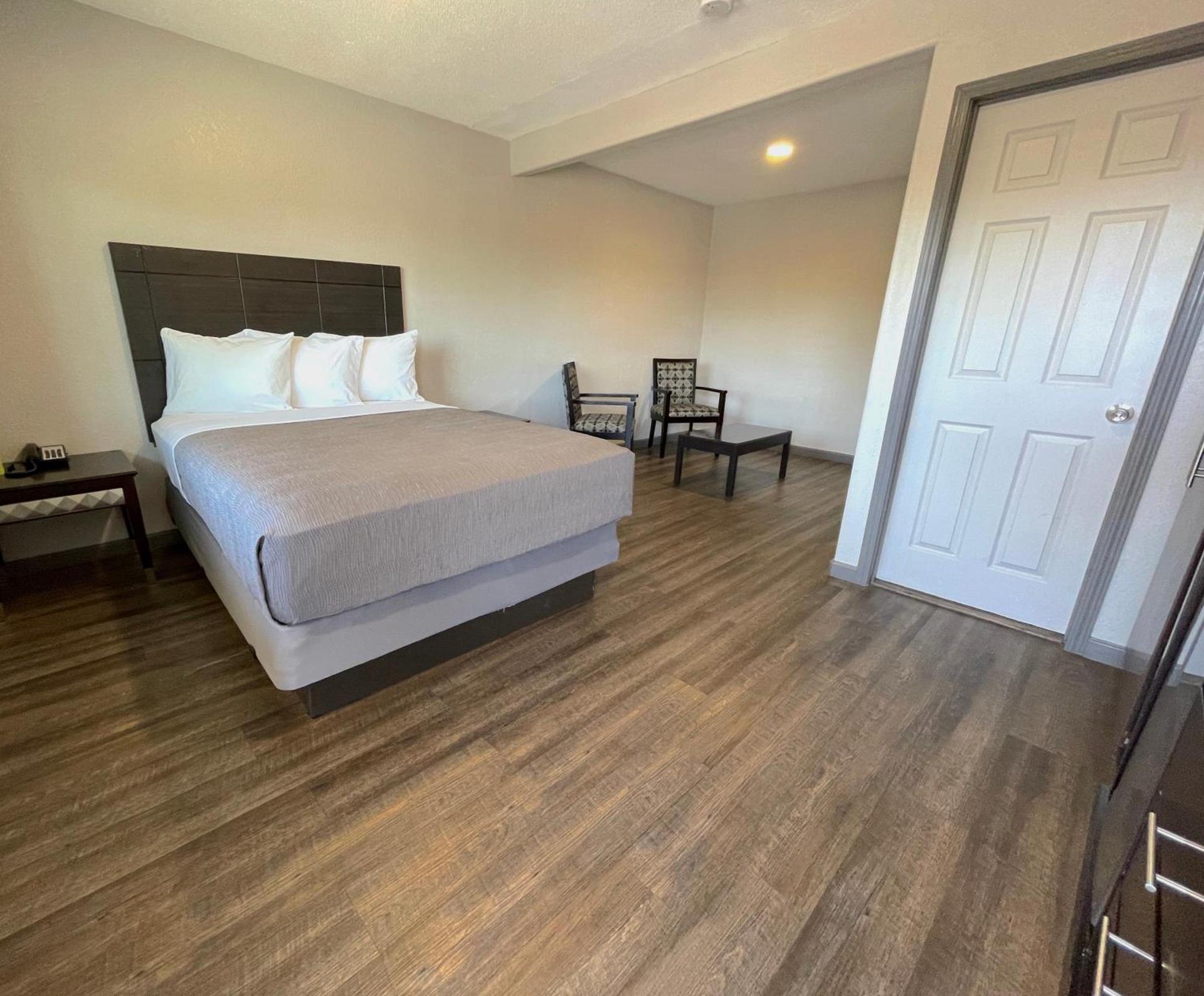 Sequoia Motel photo 1