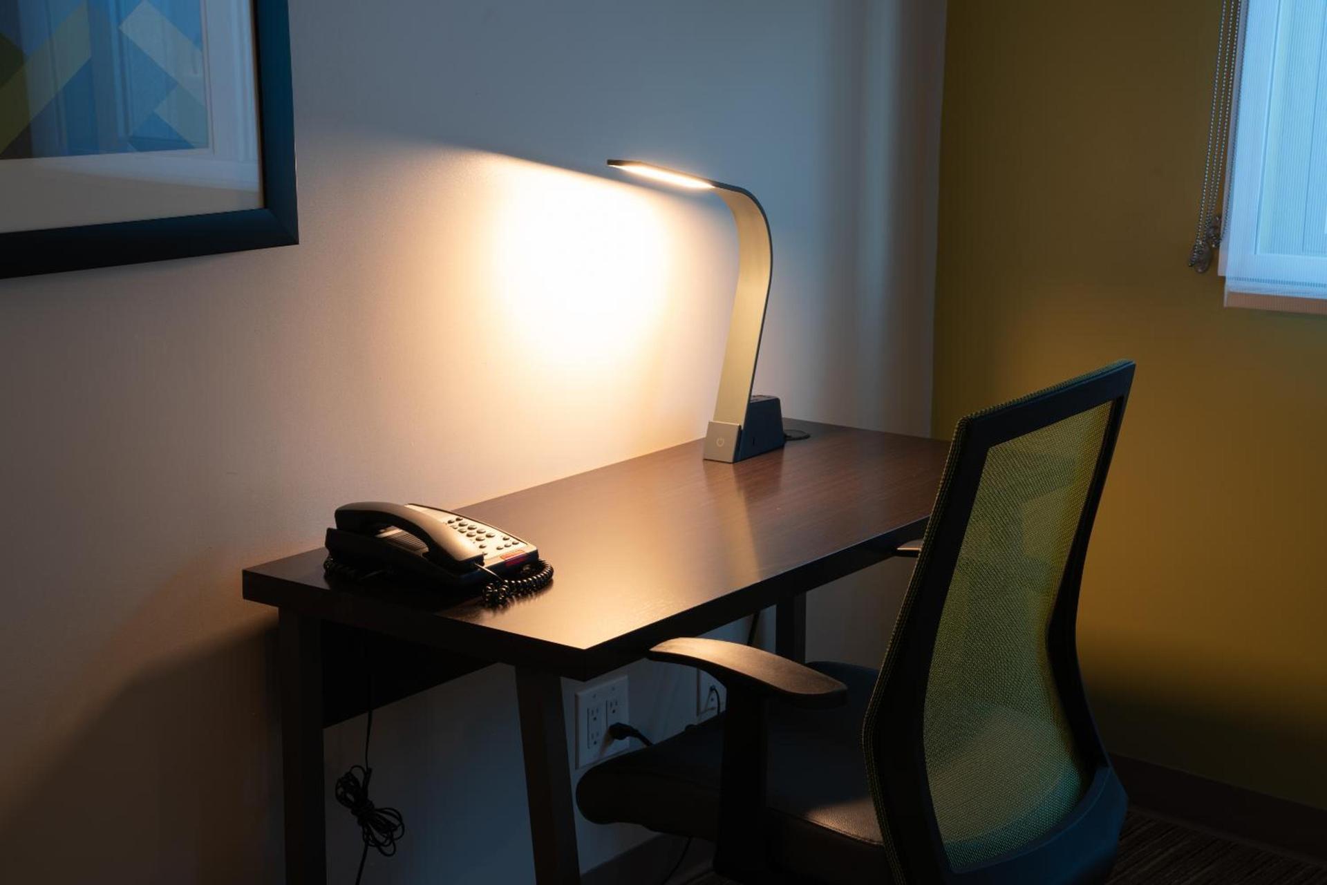 Holiday Inn Express Maspeth by IHG photo 4
