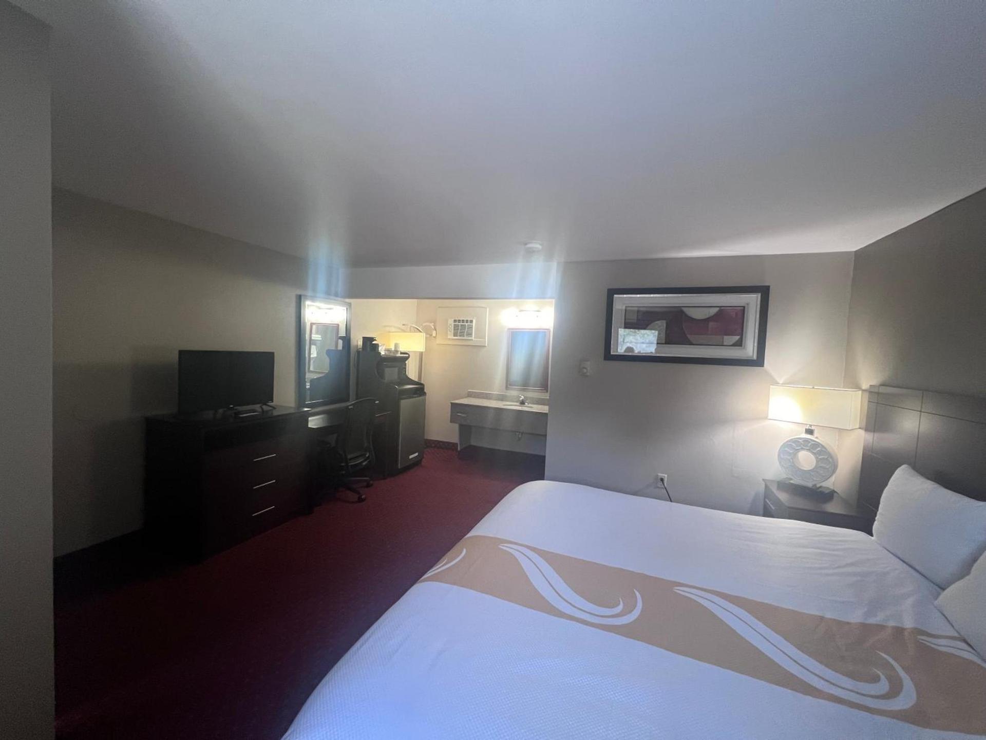 Rodeway Inn & Suites Hershey Chocolate Avenue photo 75