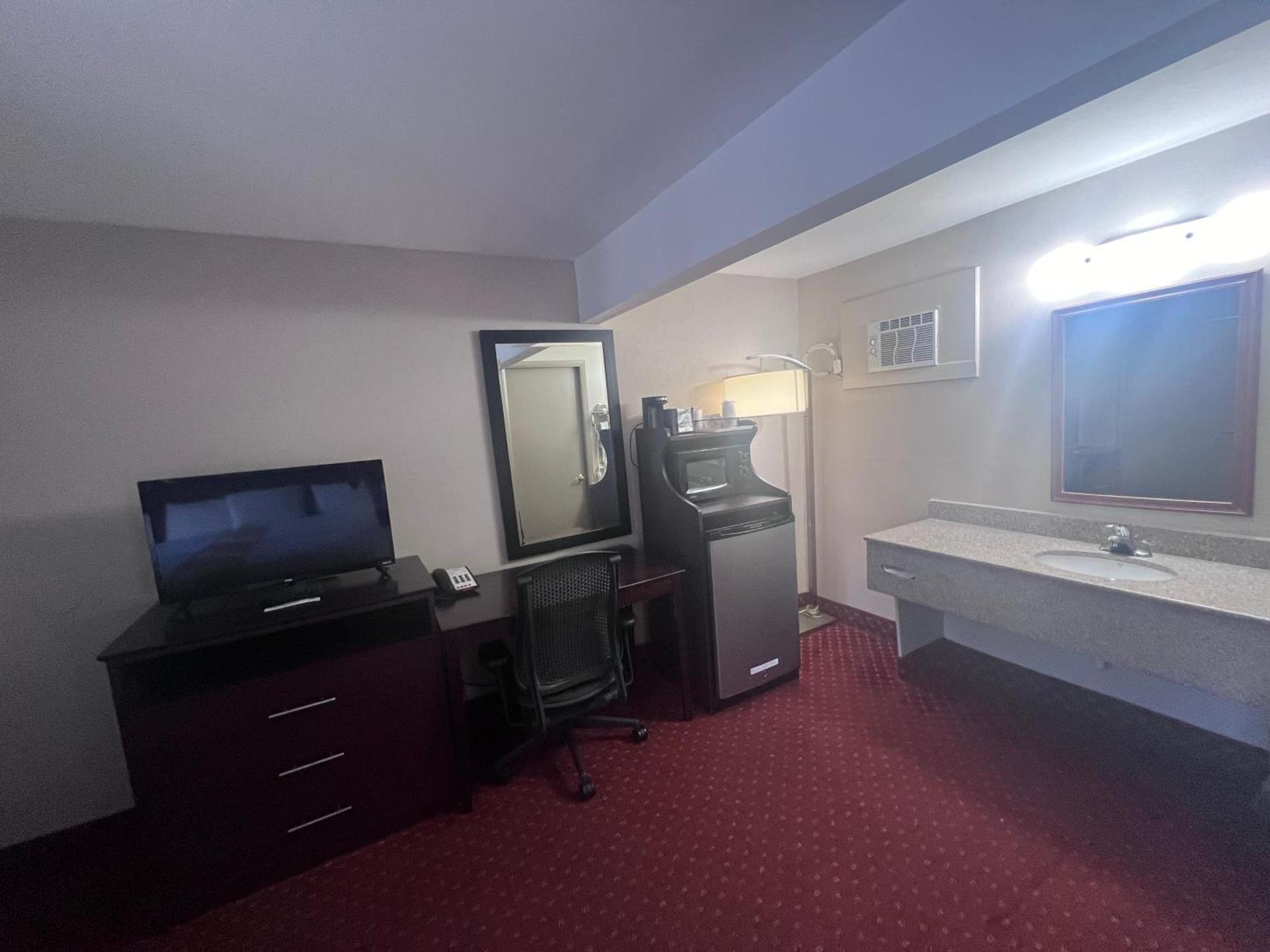 Rodeway Inn & Suites Hershey Chocolate Avenue photo 76