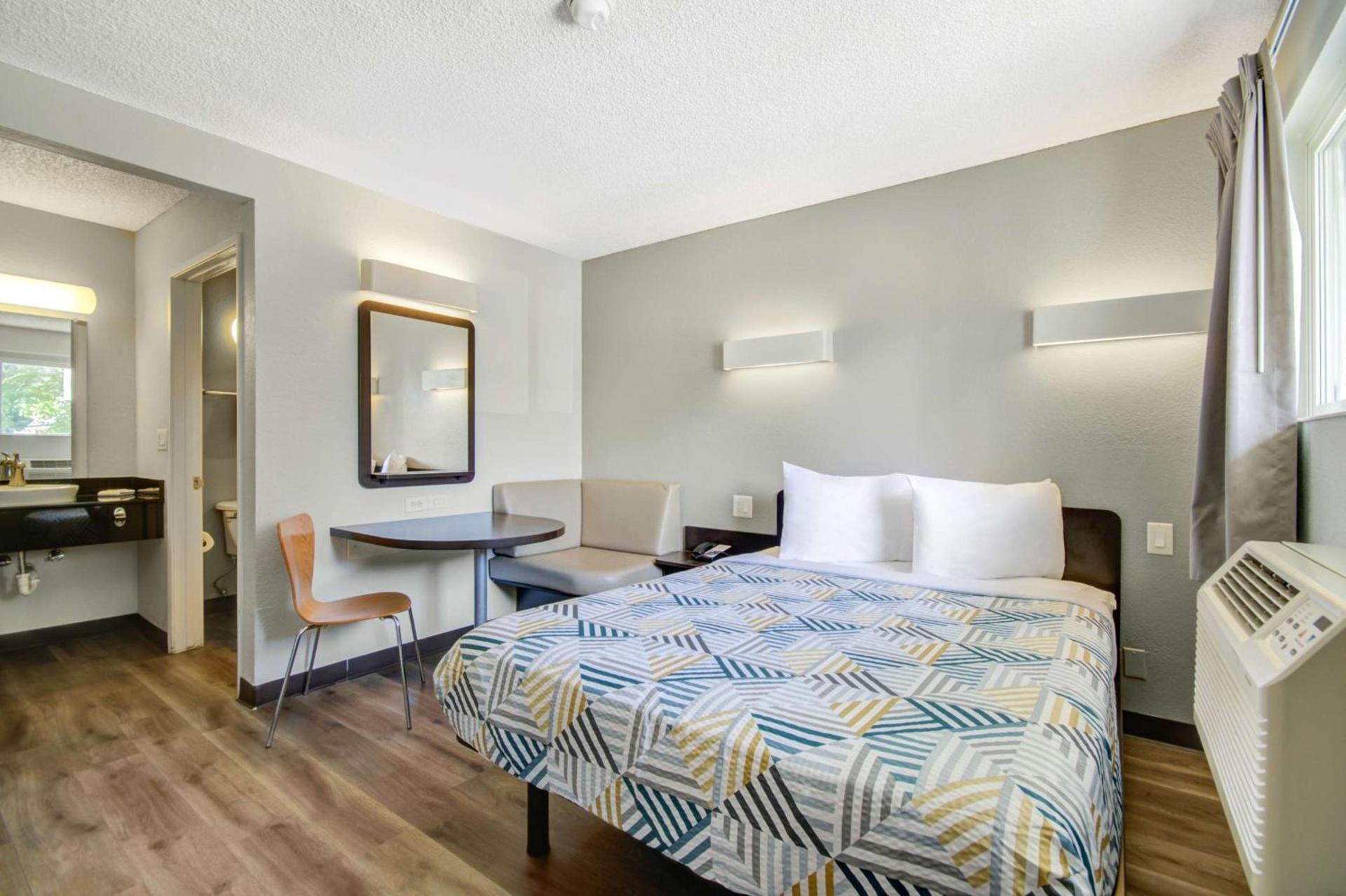 Motel 6-San Jose, CA - Airport photo 17