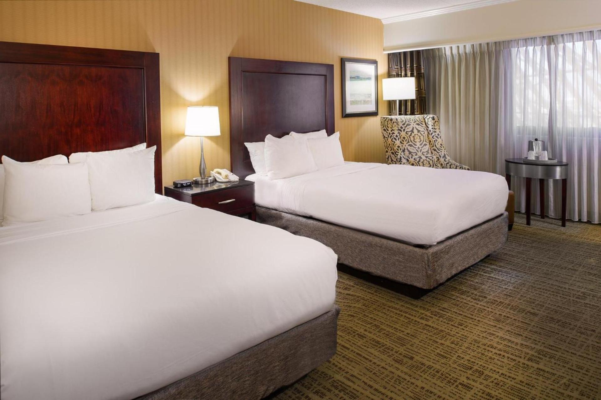 Crowne Plaza Hotel St. Louis Airport by IHG photo 93