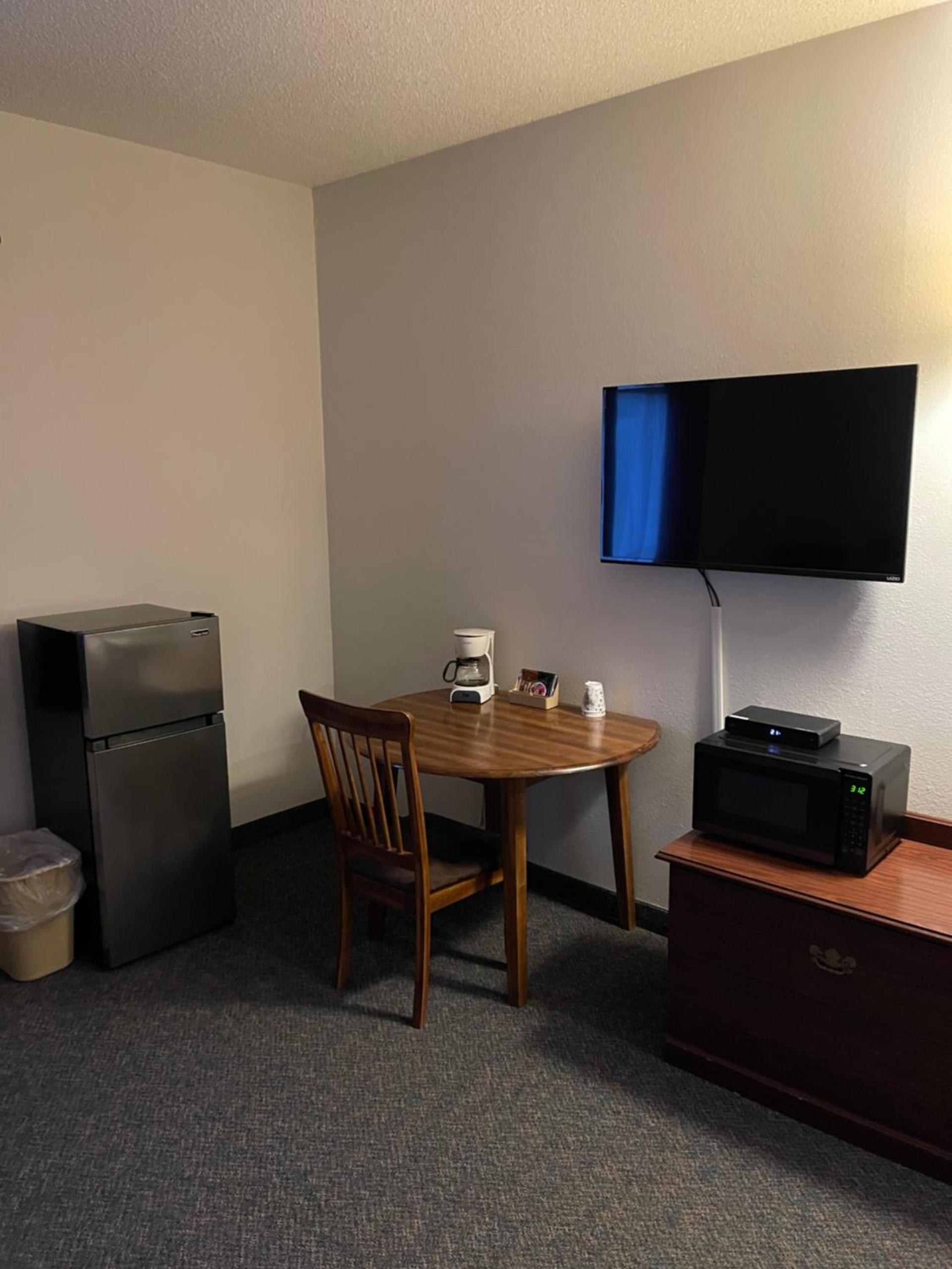 Oakland Express Motel photo 5