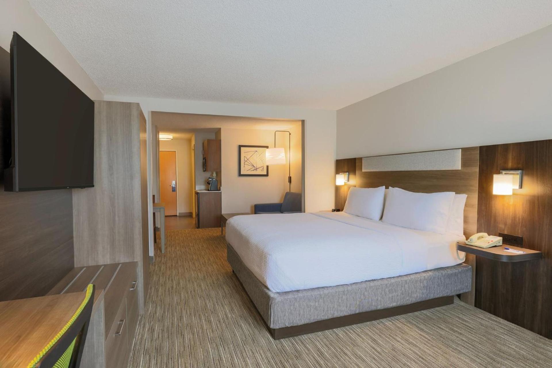 Holiday Inn Express Hotel & Suites Wake Forest - Raleigh North by IHG photo 85