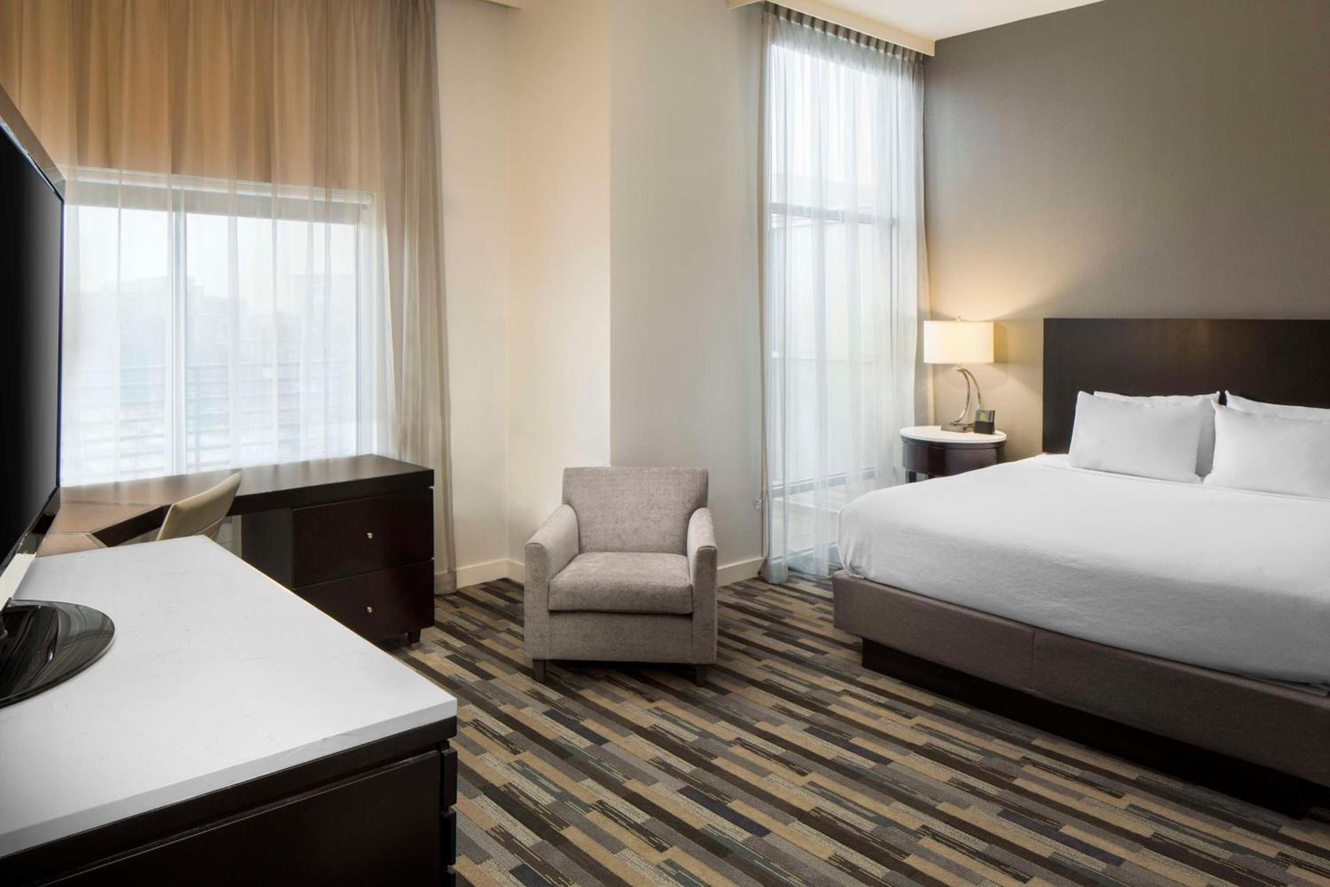 Hyatt House Charlotte Center City photo 3
