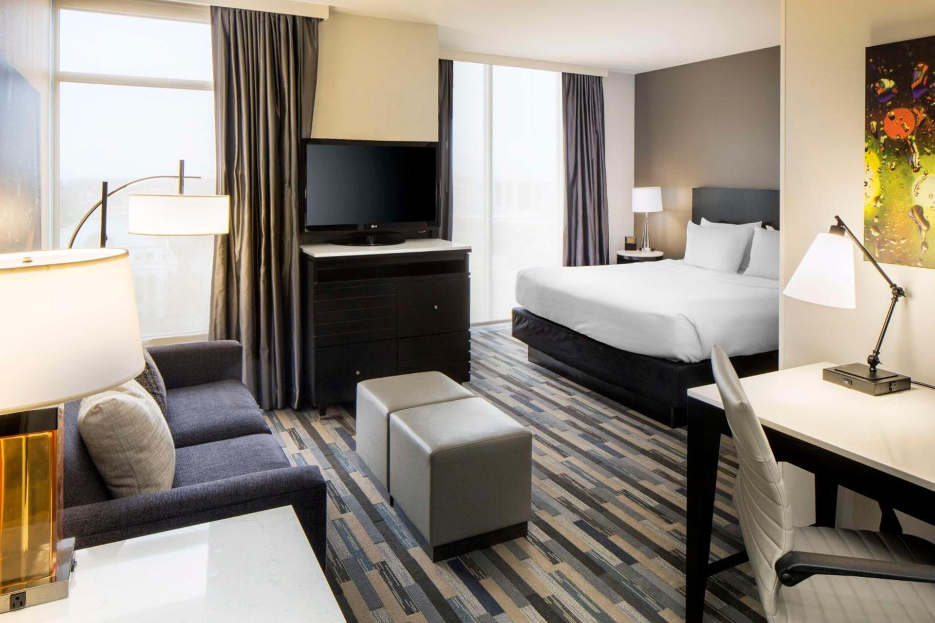 Hyatt House Charlotte Center City photo 5