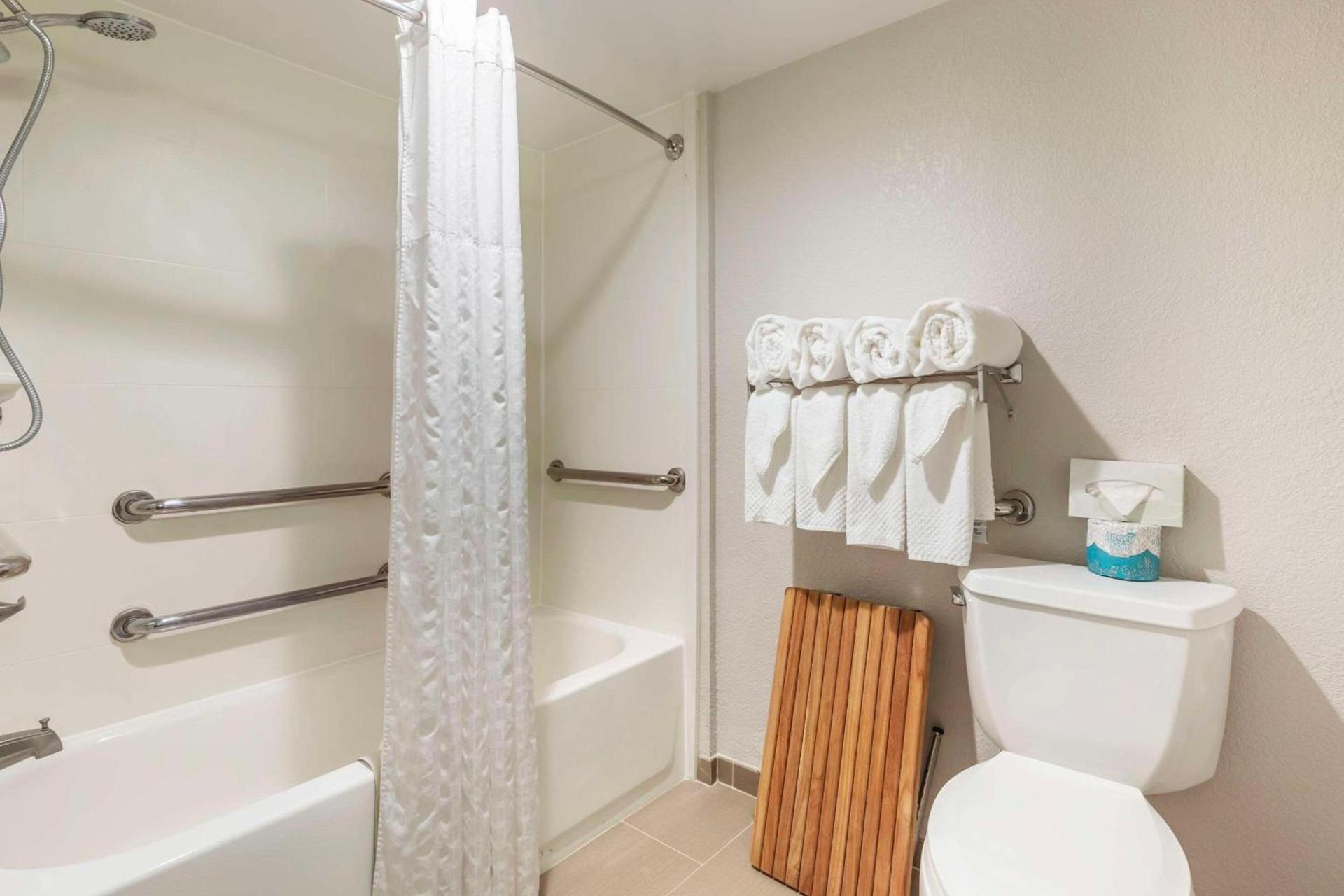 Comfort Inn Conference Center photo 4