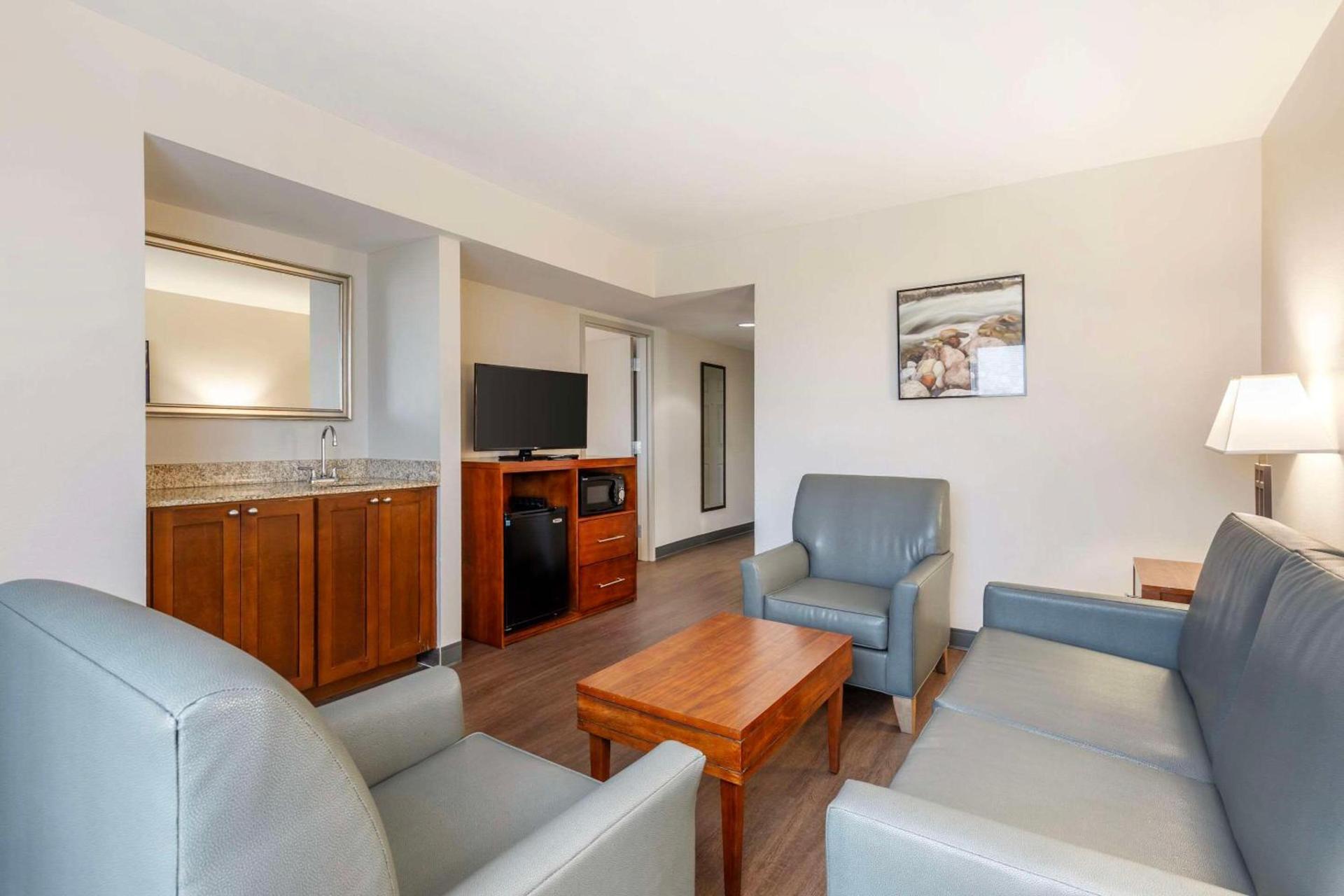 Comfort Inn Conference Center photo 12