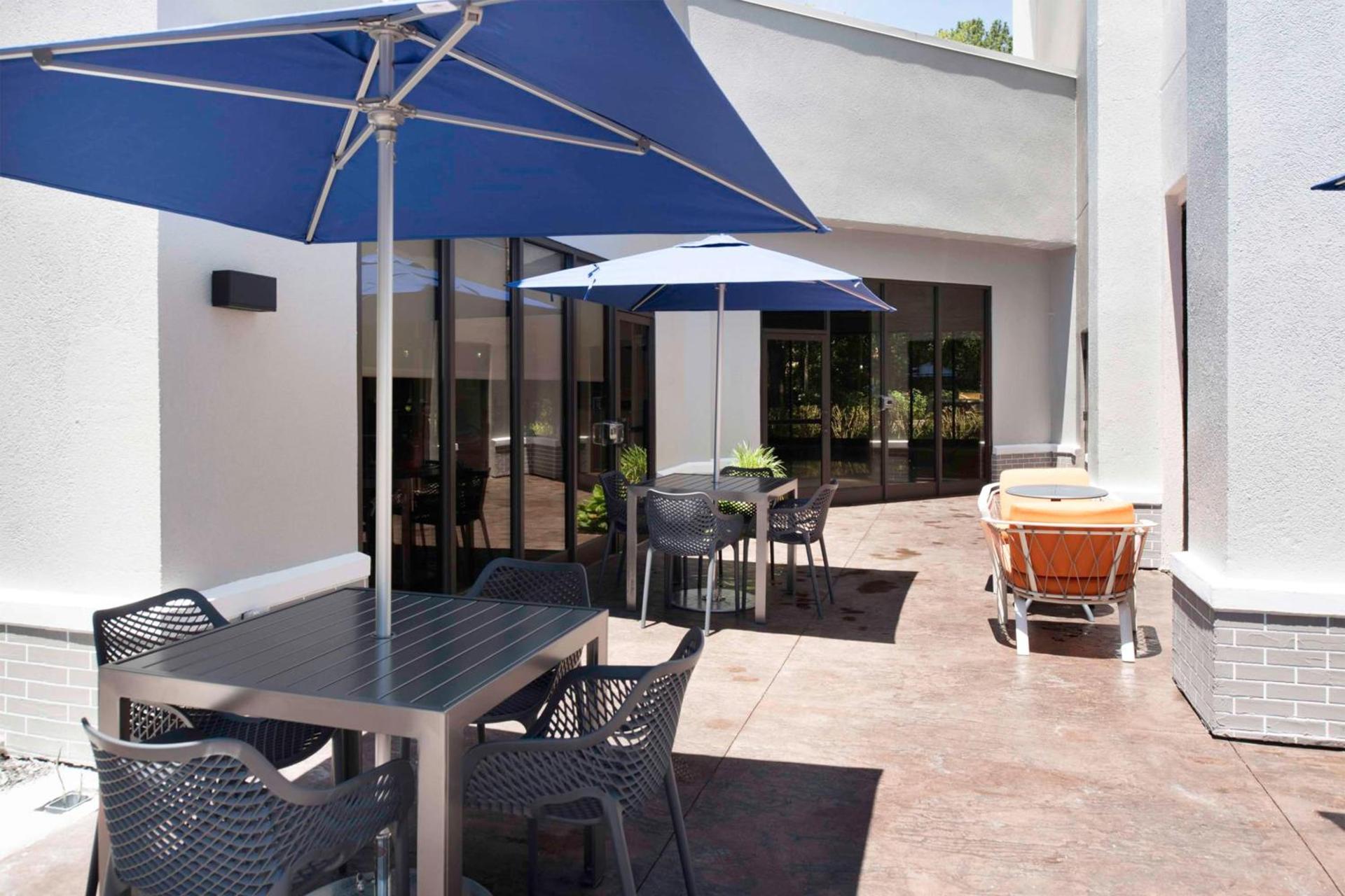 Hampton Inn Northwood photo 3