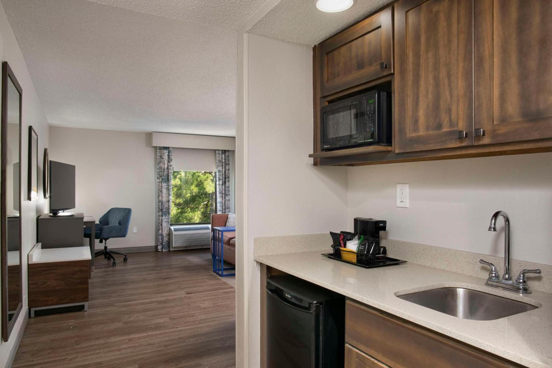 Hampton Inn Northwood photo 30
