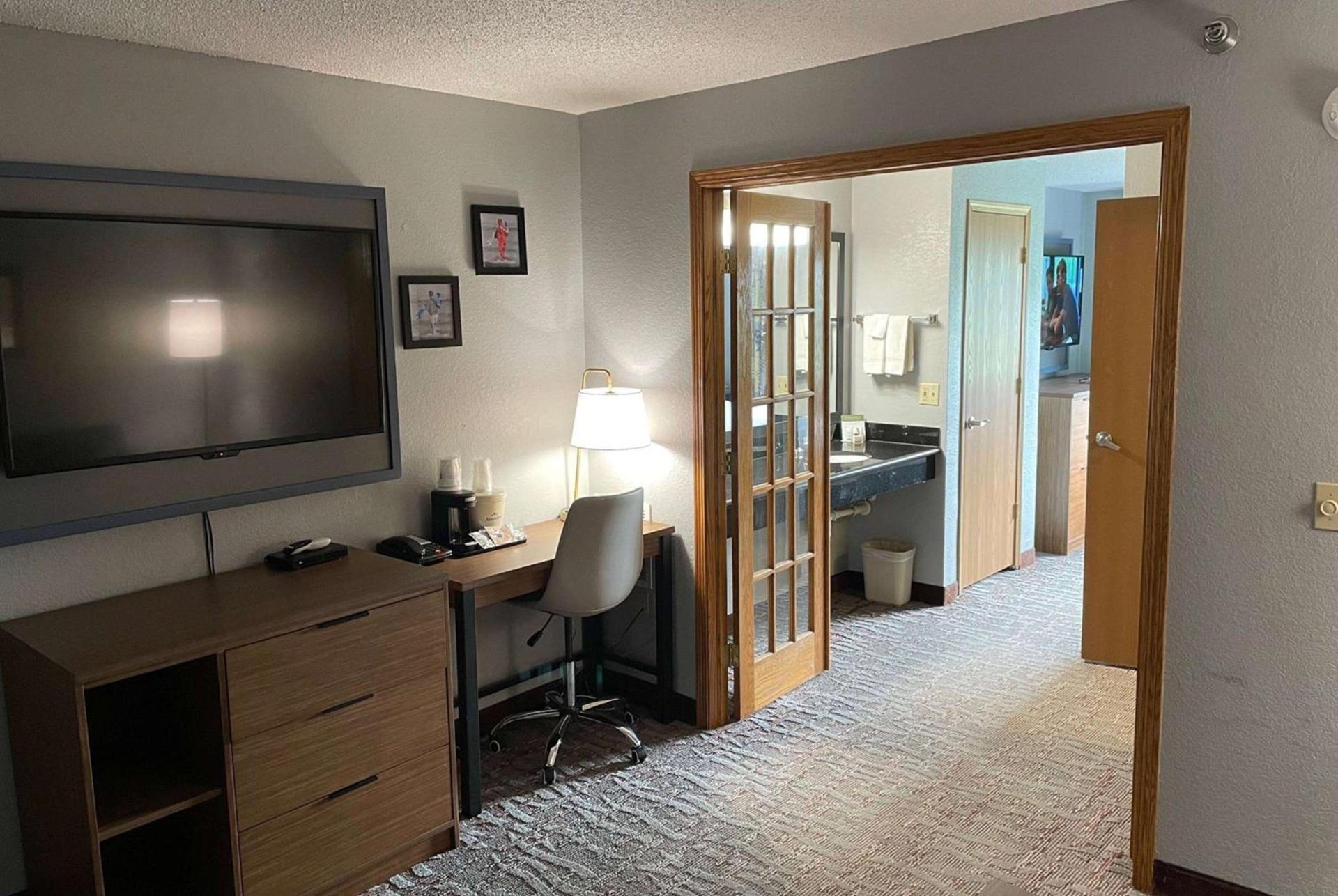 AmericInn by Wyndham Ankeny/Des Moines photo 19