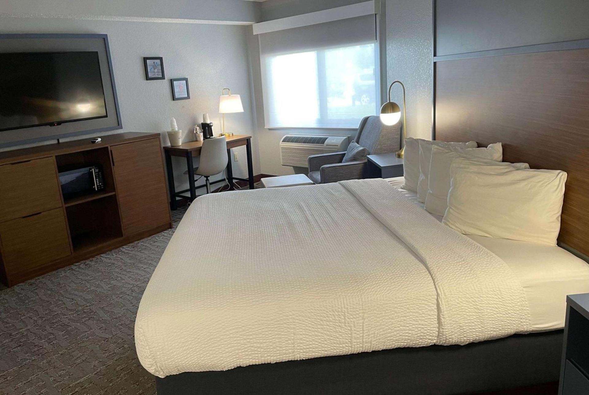 AmericInn by Wyndham Ankeny/Des Moines photo 22