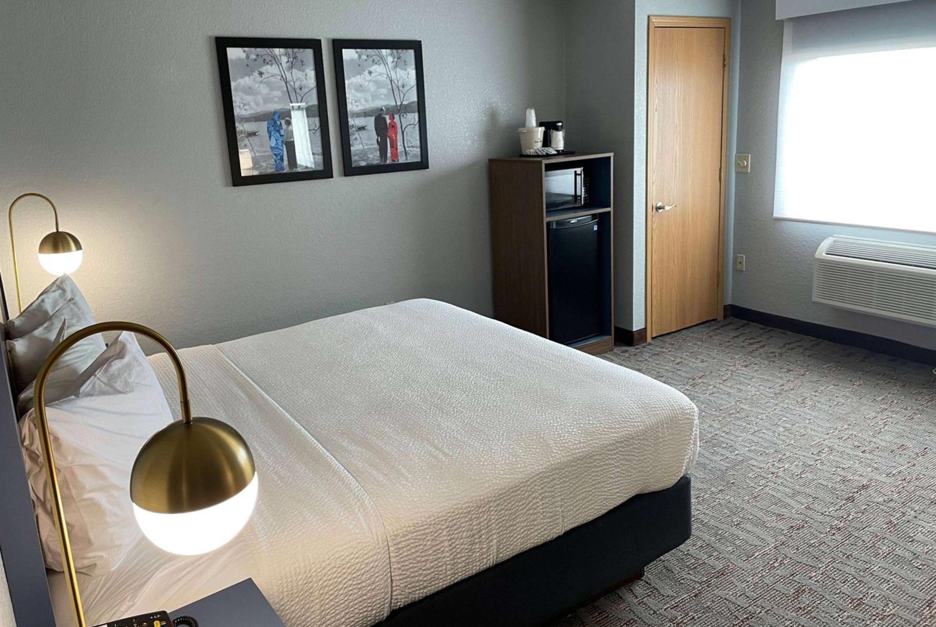 AmericInn by Wyndham Ankeny/Des Moines photo 28