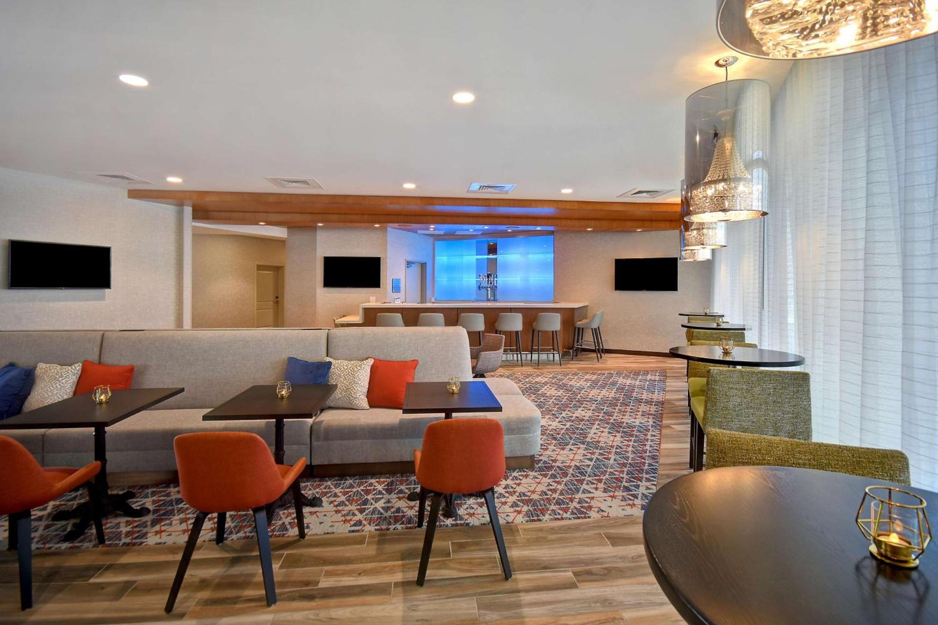 Hampton Inn & Suites Las Vegas Convention Center - No Resort Fee photo 19