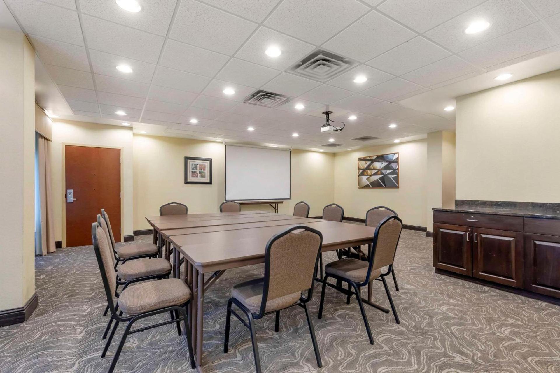 Comfort Inn & Suites Chestertown photo 28