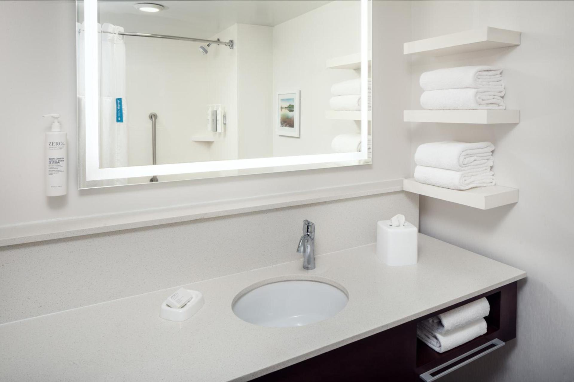 Hampton Inn Atlanta-Northlake photo 31