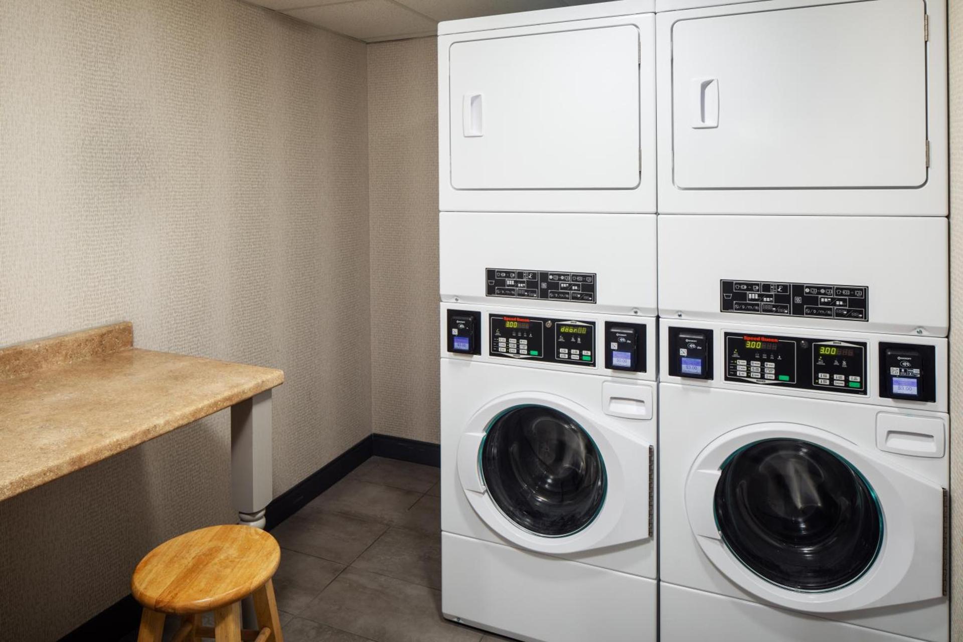 Hampton Inn Atlanta-Northlake photo 34
