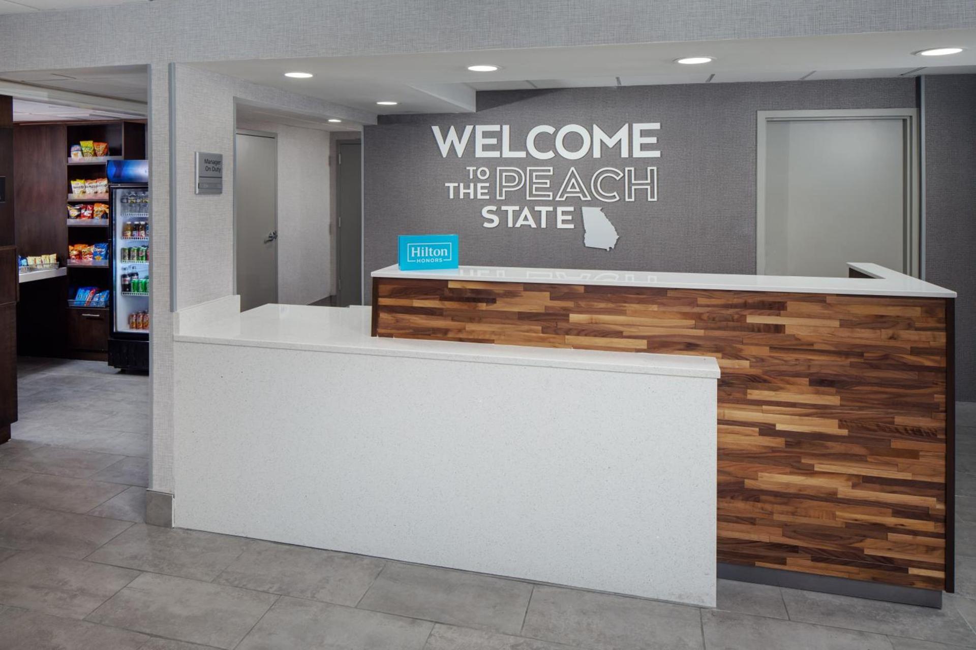 Hampton Inn Atlanta-Northlake photo 41