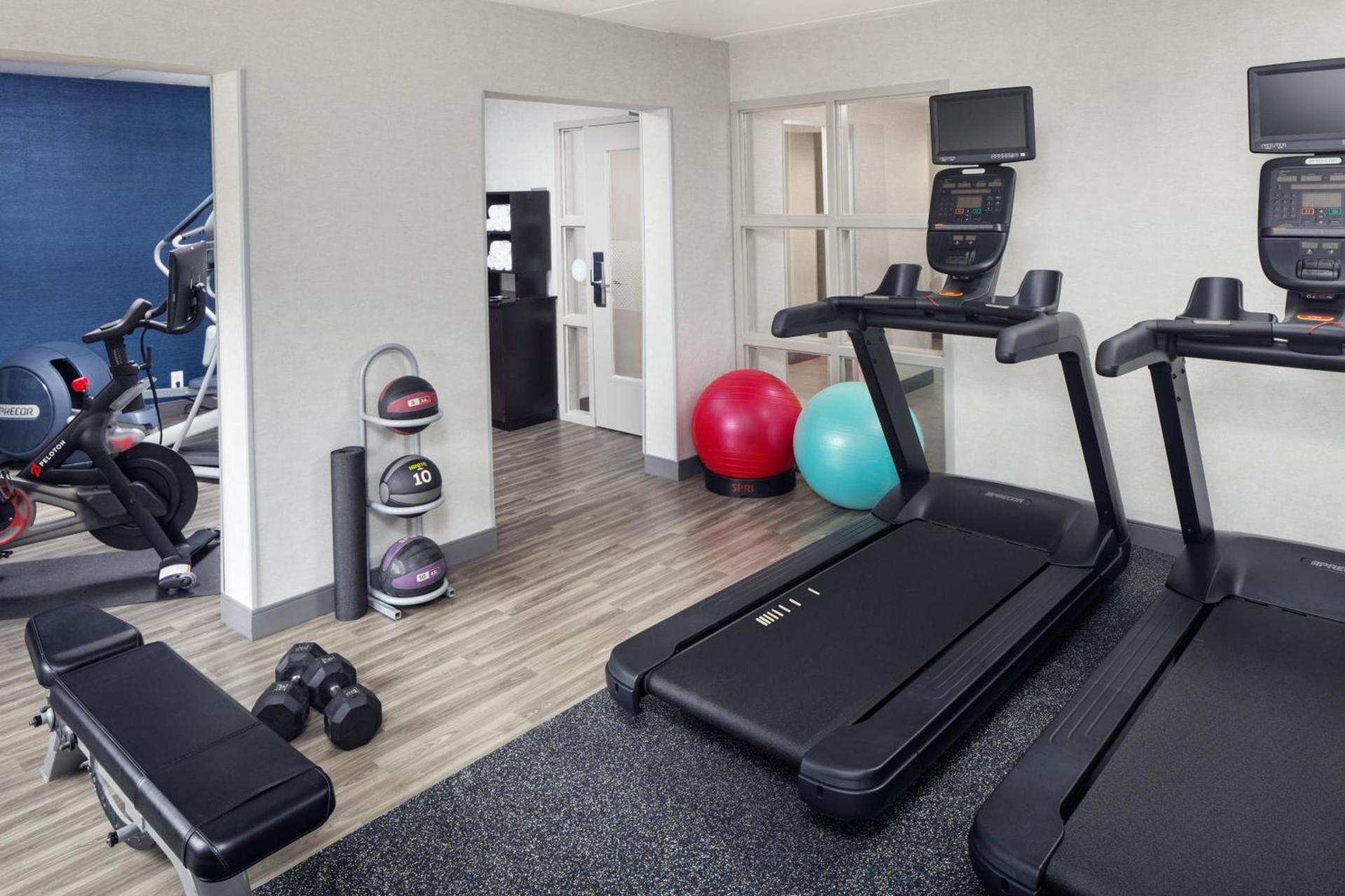 Hampton Inn Atlanta-Northlake photo 42