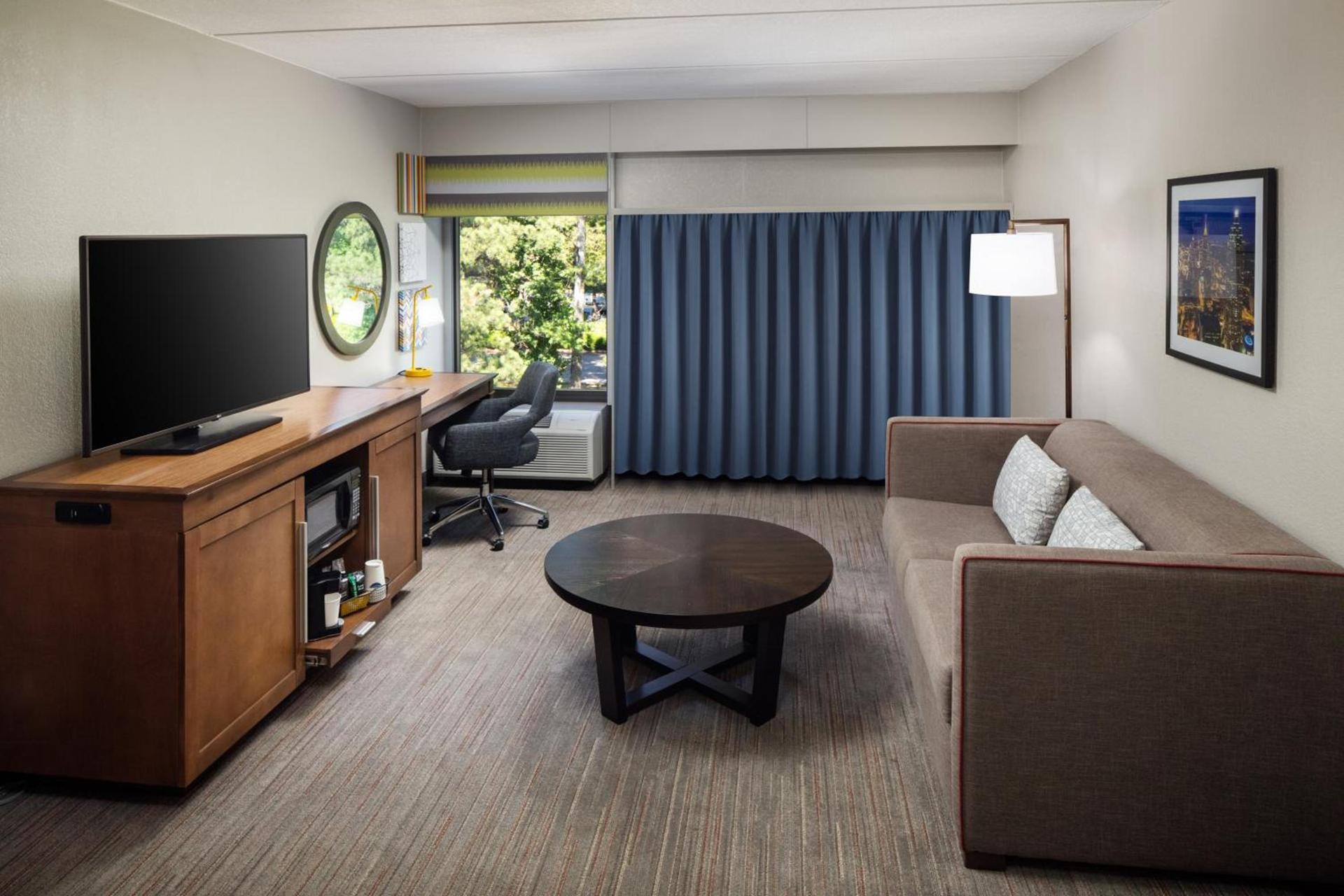 Hampton Inn Atlanta-Northlake photo 25