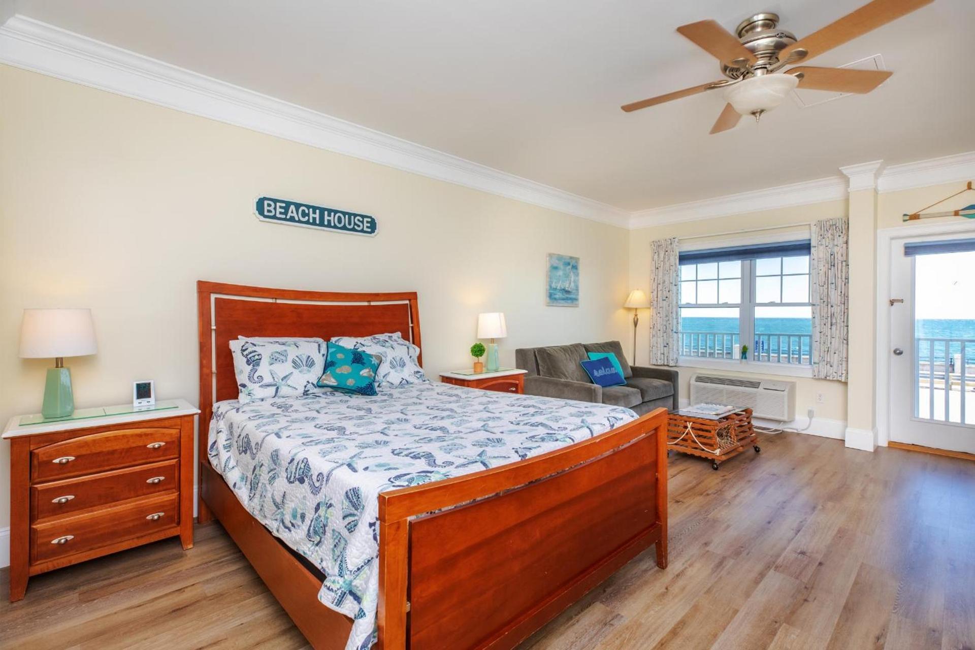 Atlantic Breeze Suites photo 2