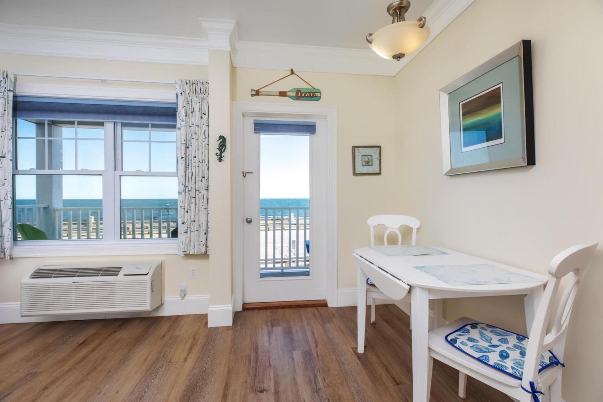 Atlantic Breeze Suites photo 13