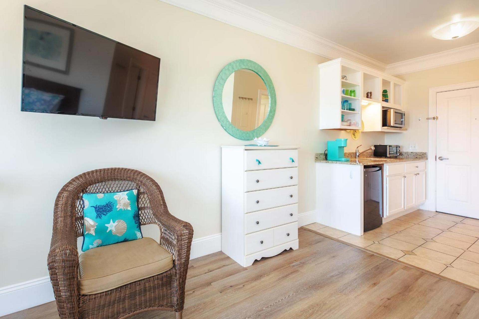 Atlantic Breeze Suites photo 15