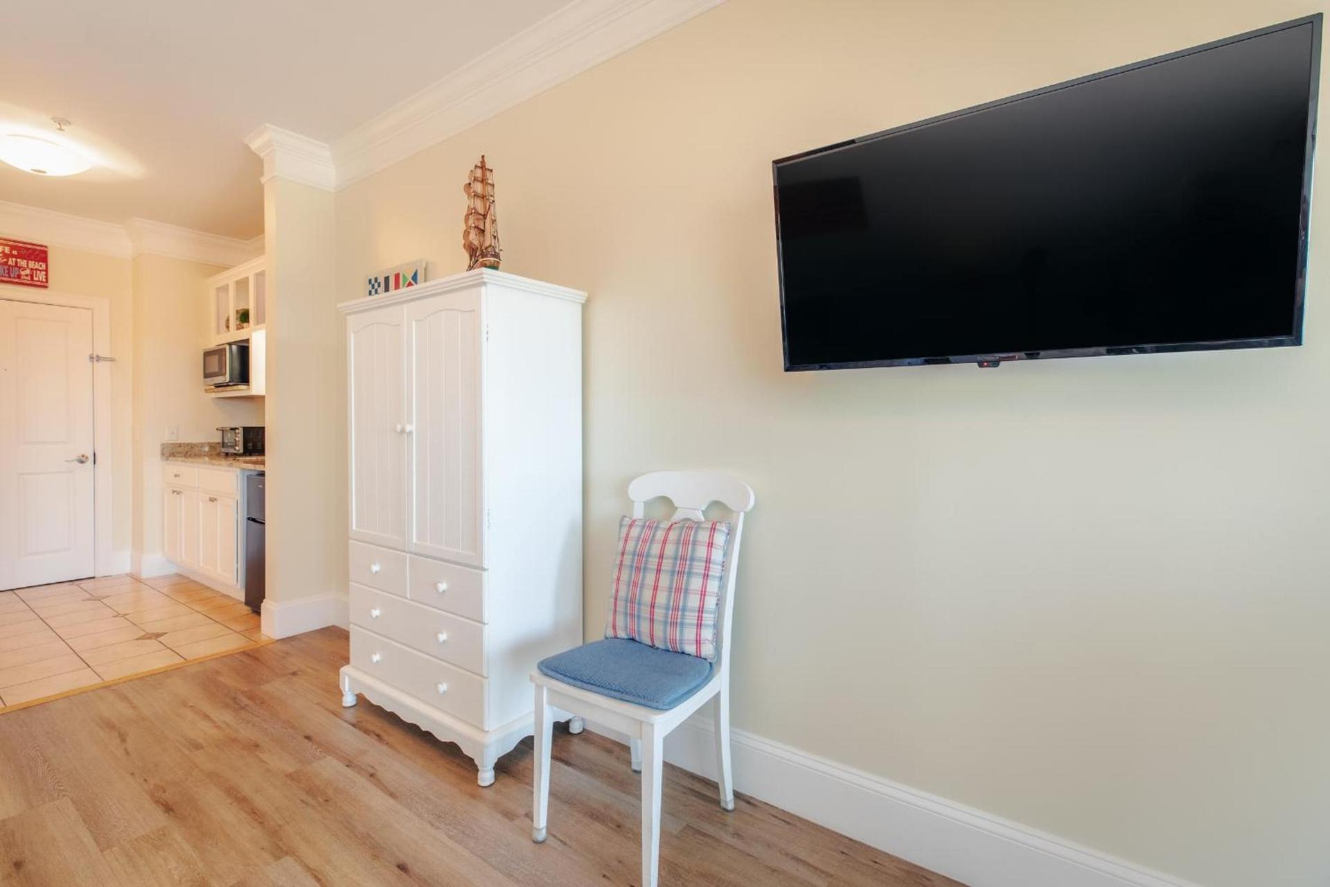Atlantic Breeze Suites photo 21