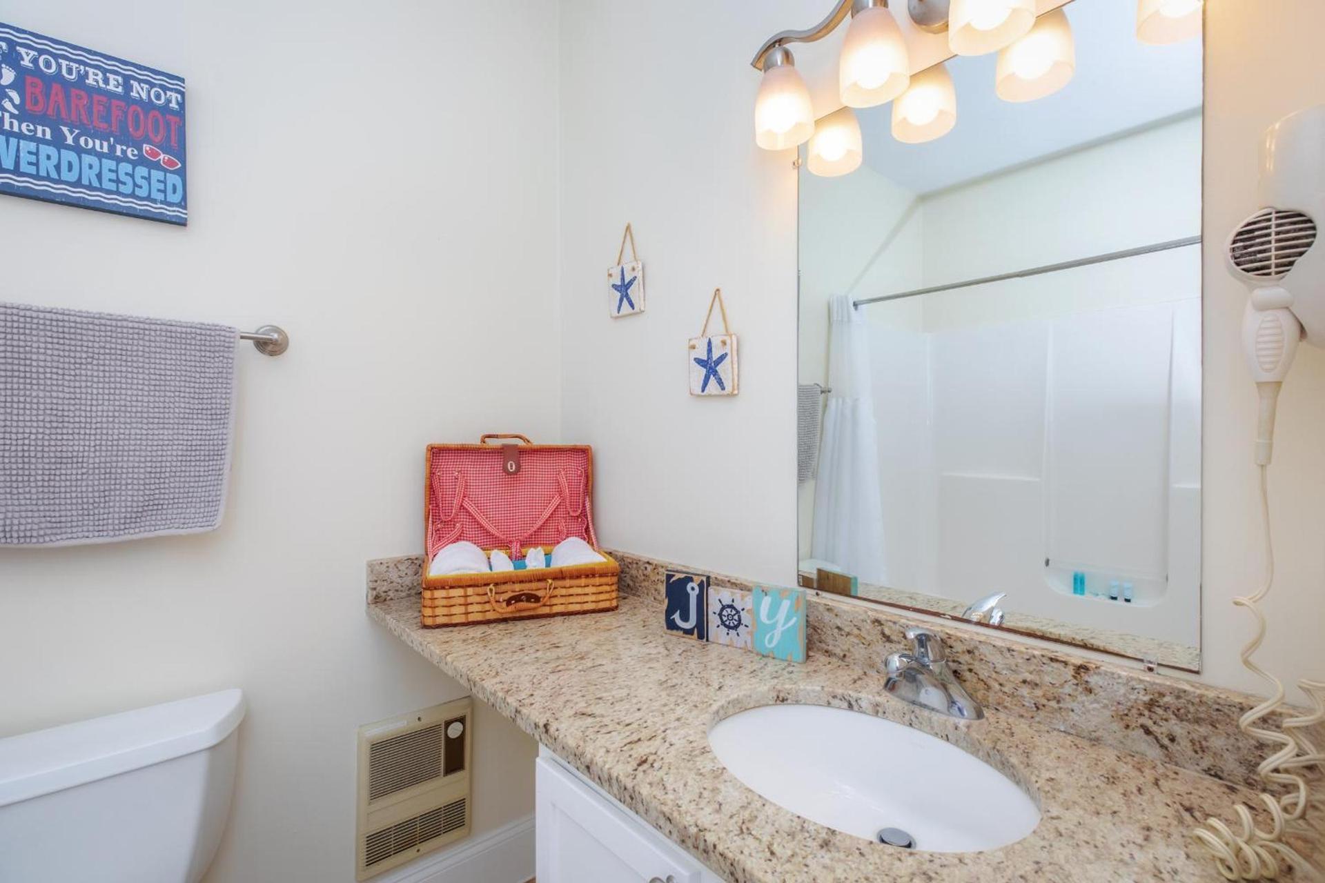 Atlantic Breeze Suites photo 32