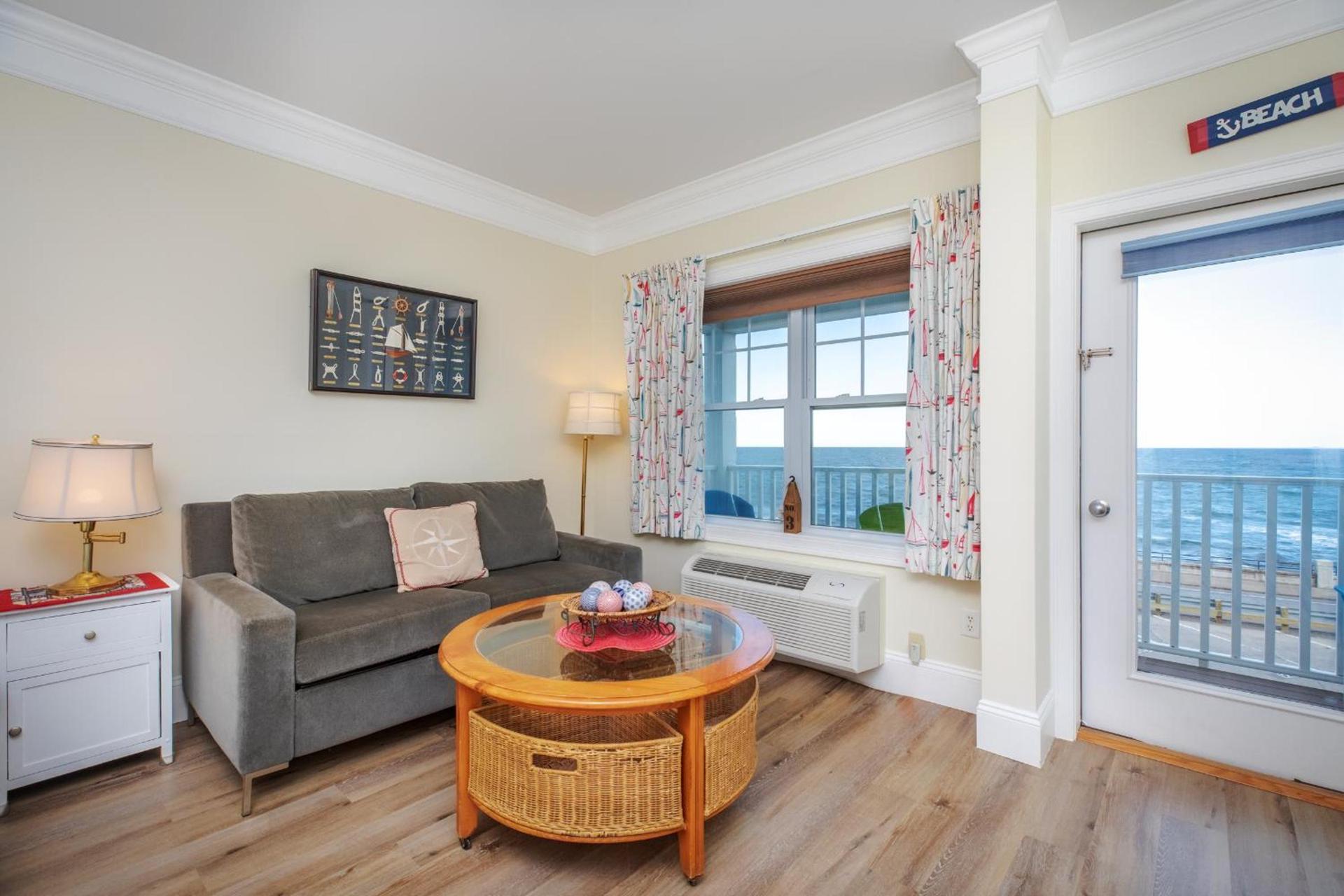 Atlantic Breeze Suites photo 28