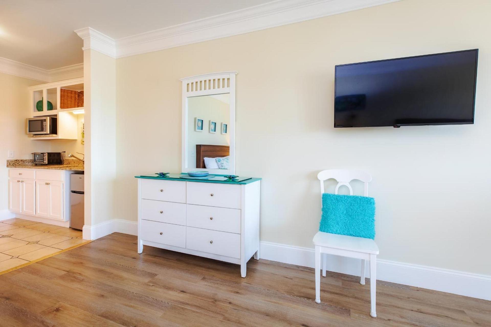 Atlantic Breeze Suites photo 46