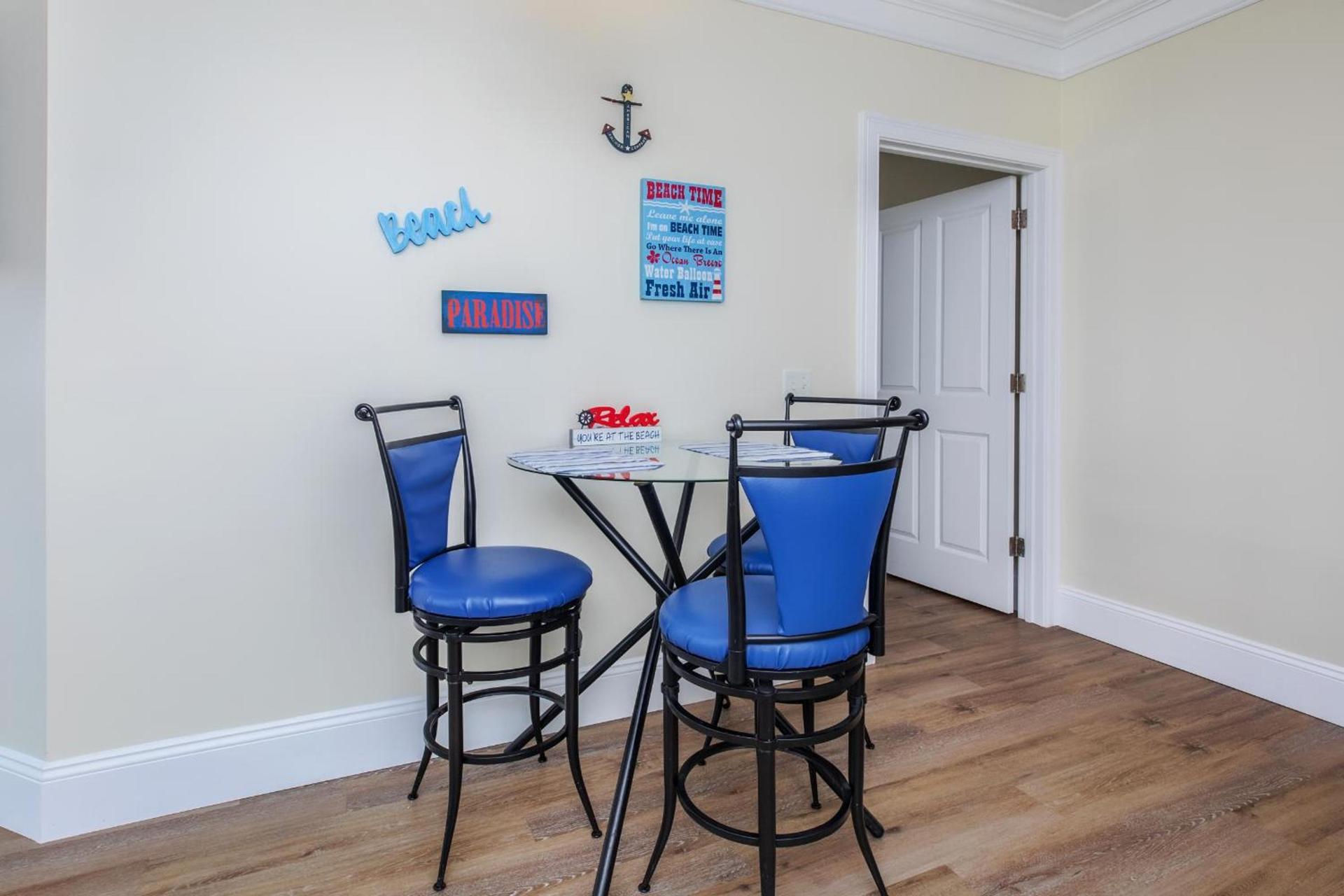 Atlantic Breeze Suites photo 54