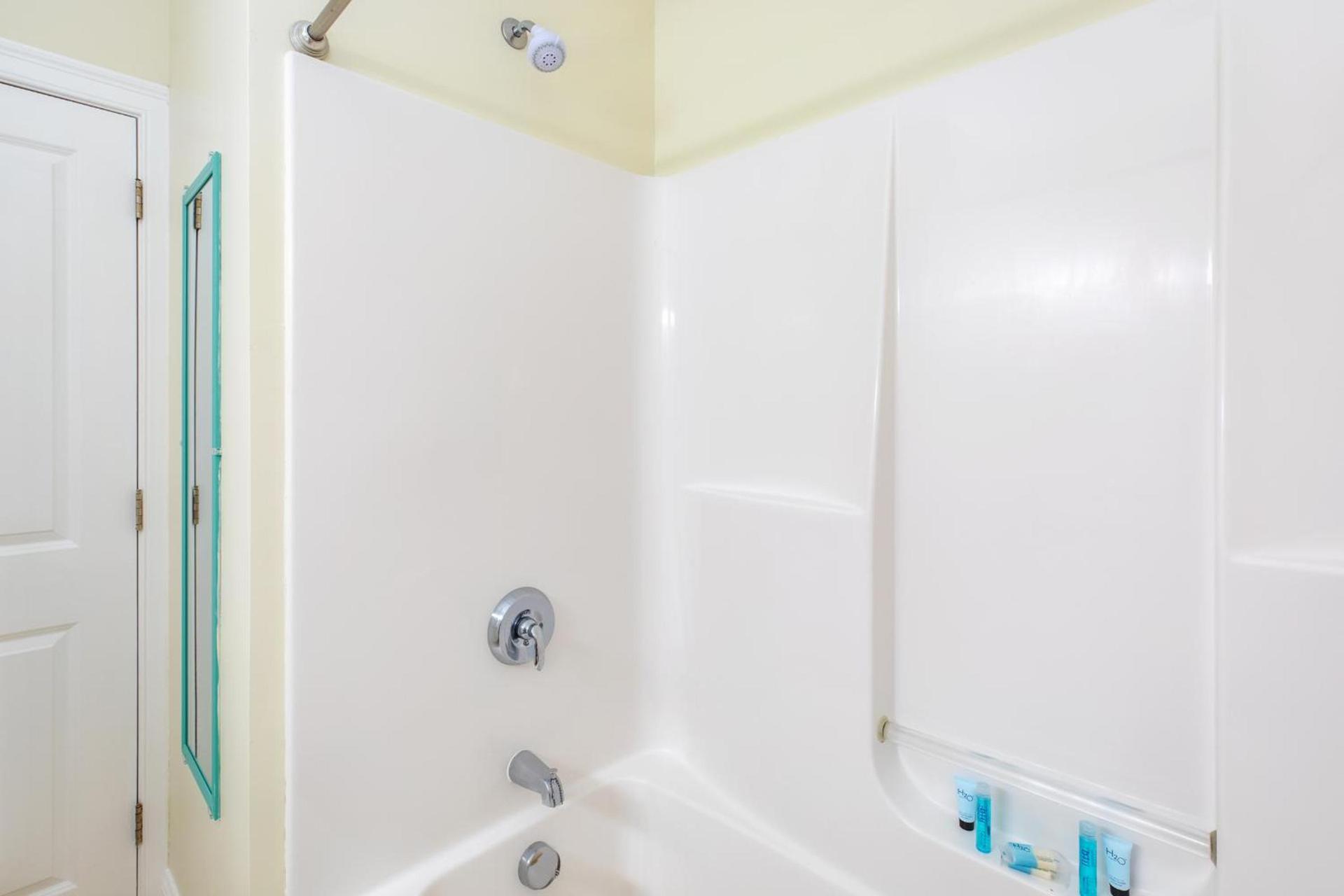Atlantic Breeze Suites photo 87