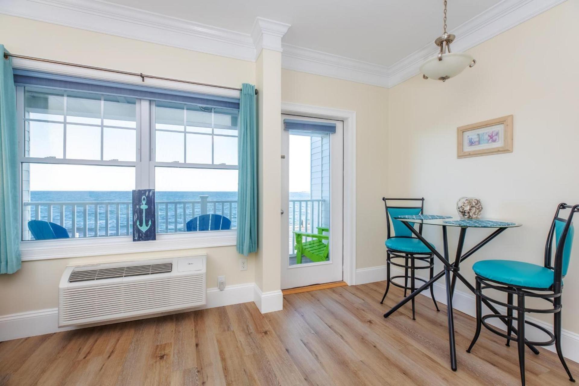 Atlantic Breeze Suites photo 83