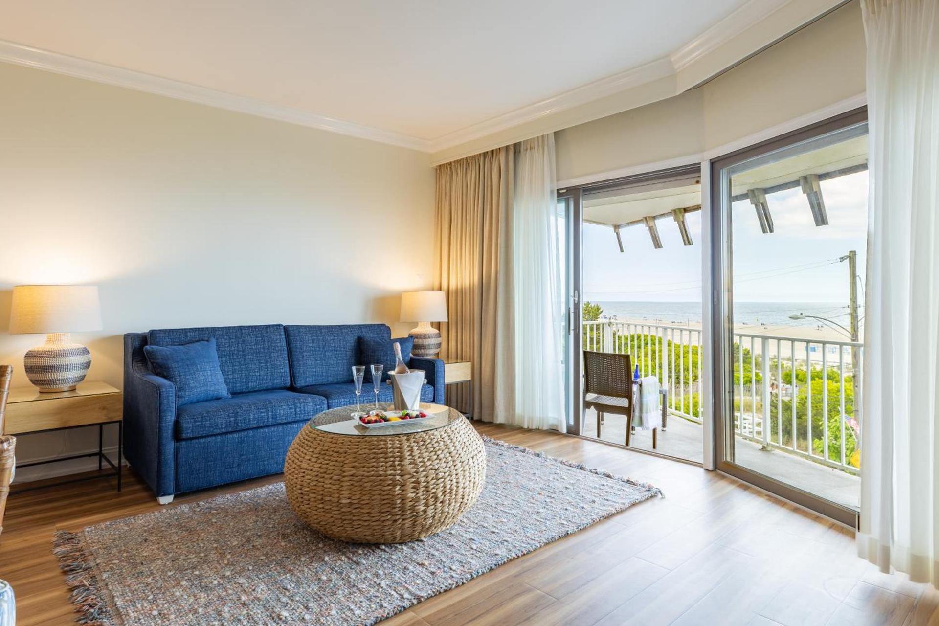 La Mer Beachfront Resort photo 3