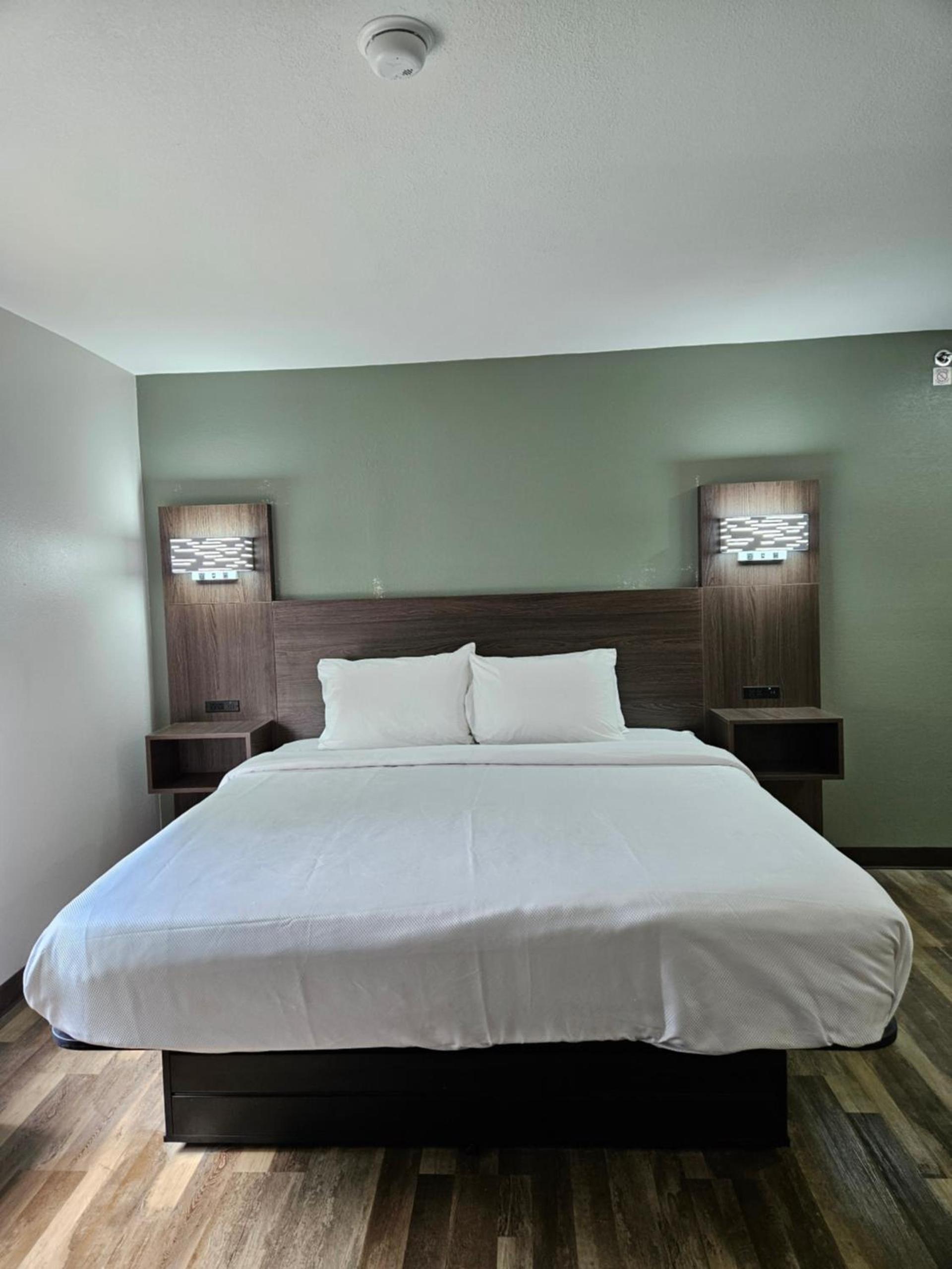 Quality Inn & Suites Columbia Harbison photo 15