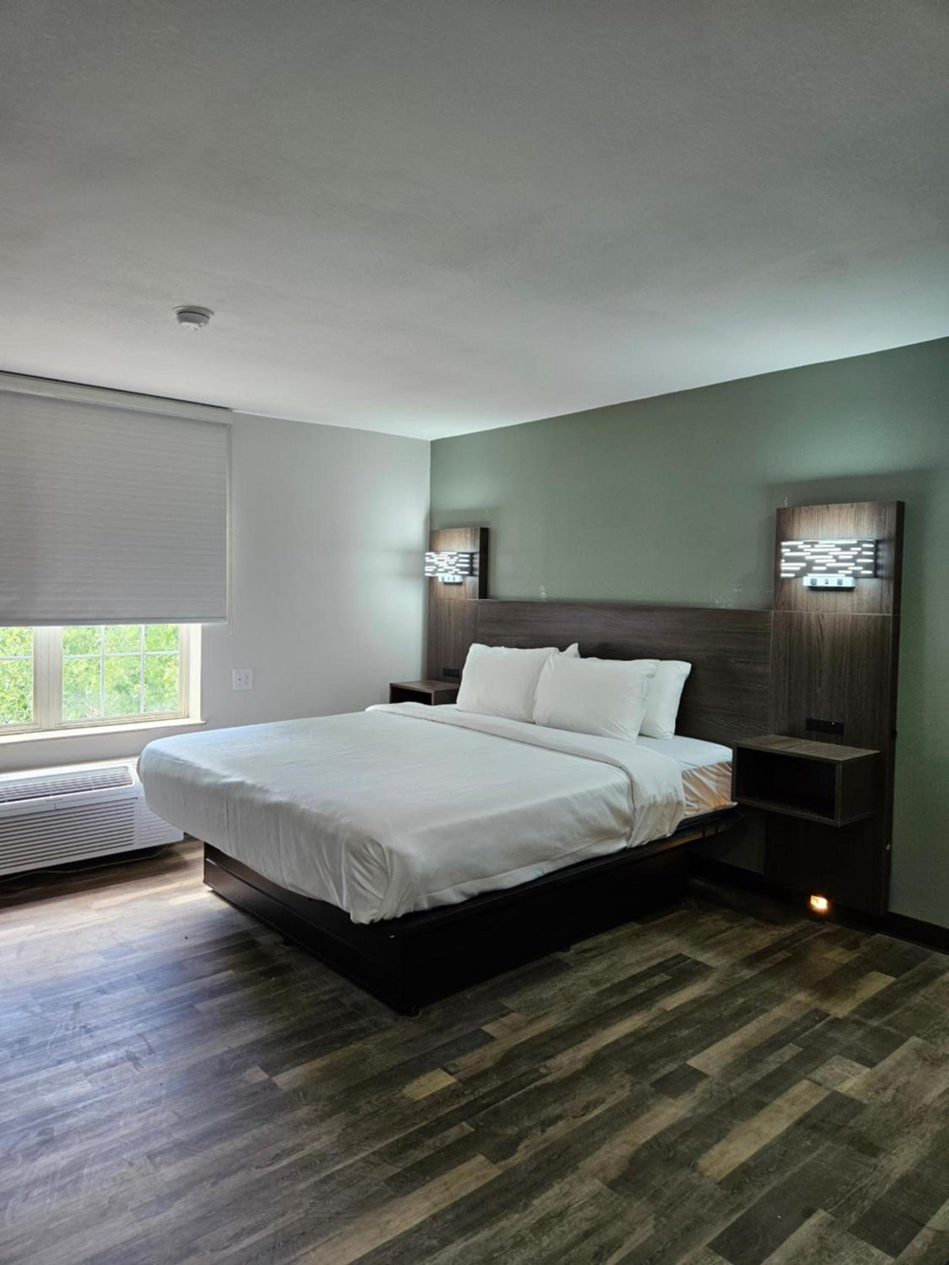 Quality Inn & Suites Columbia Harbison photo 14