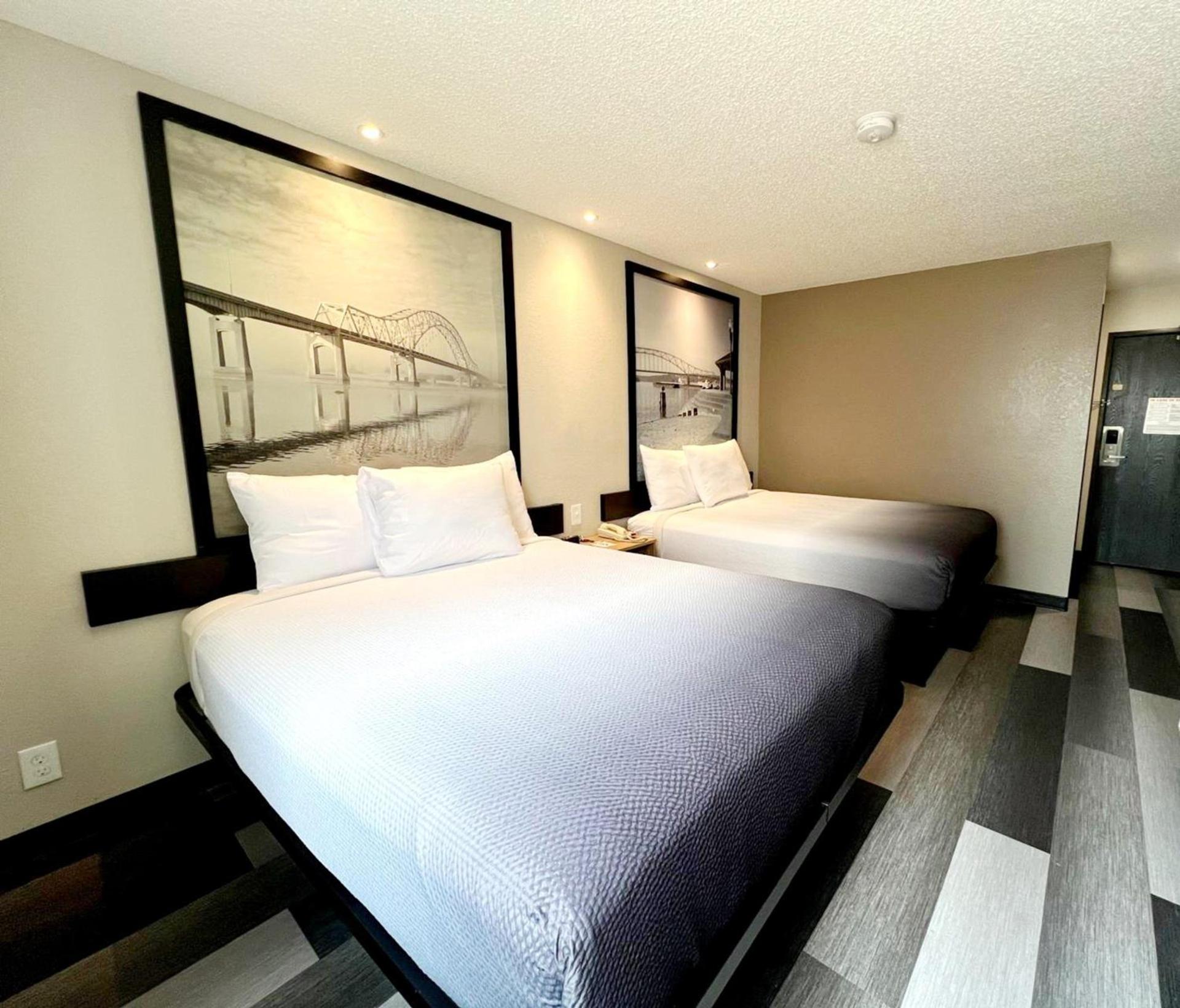 Super 8 by Wyndham Cedar Rapids photo 19