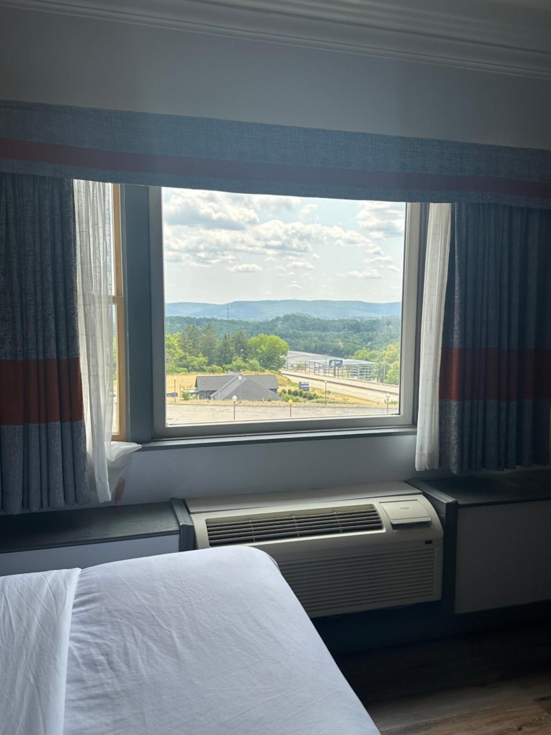 Inn at Mountainview photo 14