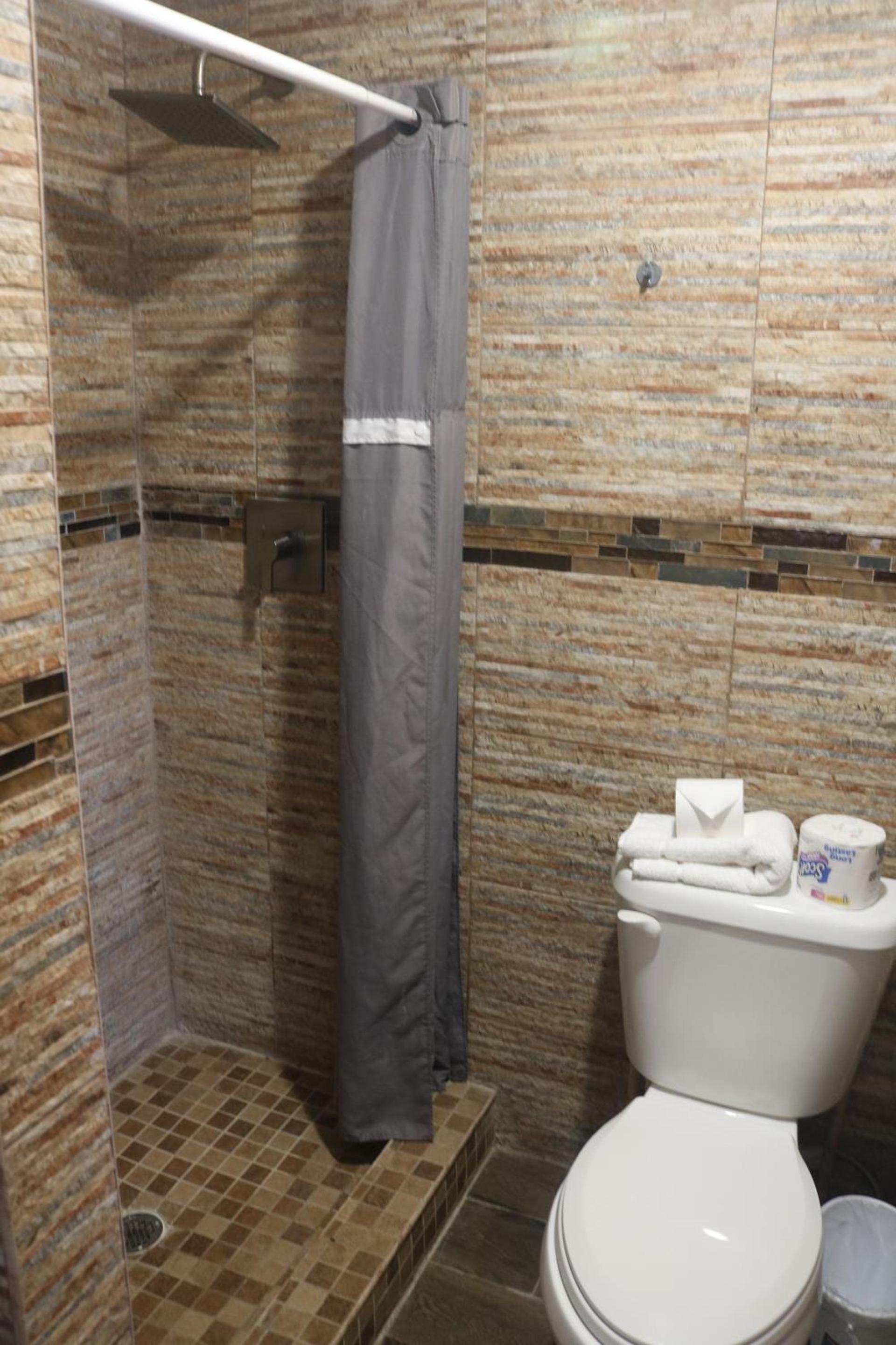 MG INN AND Suites photo 6