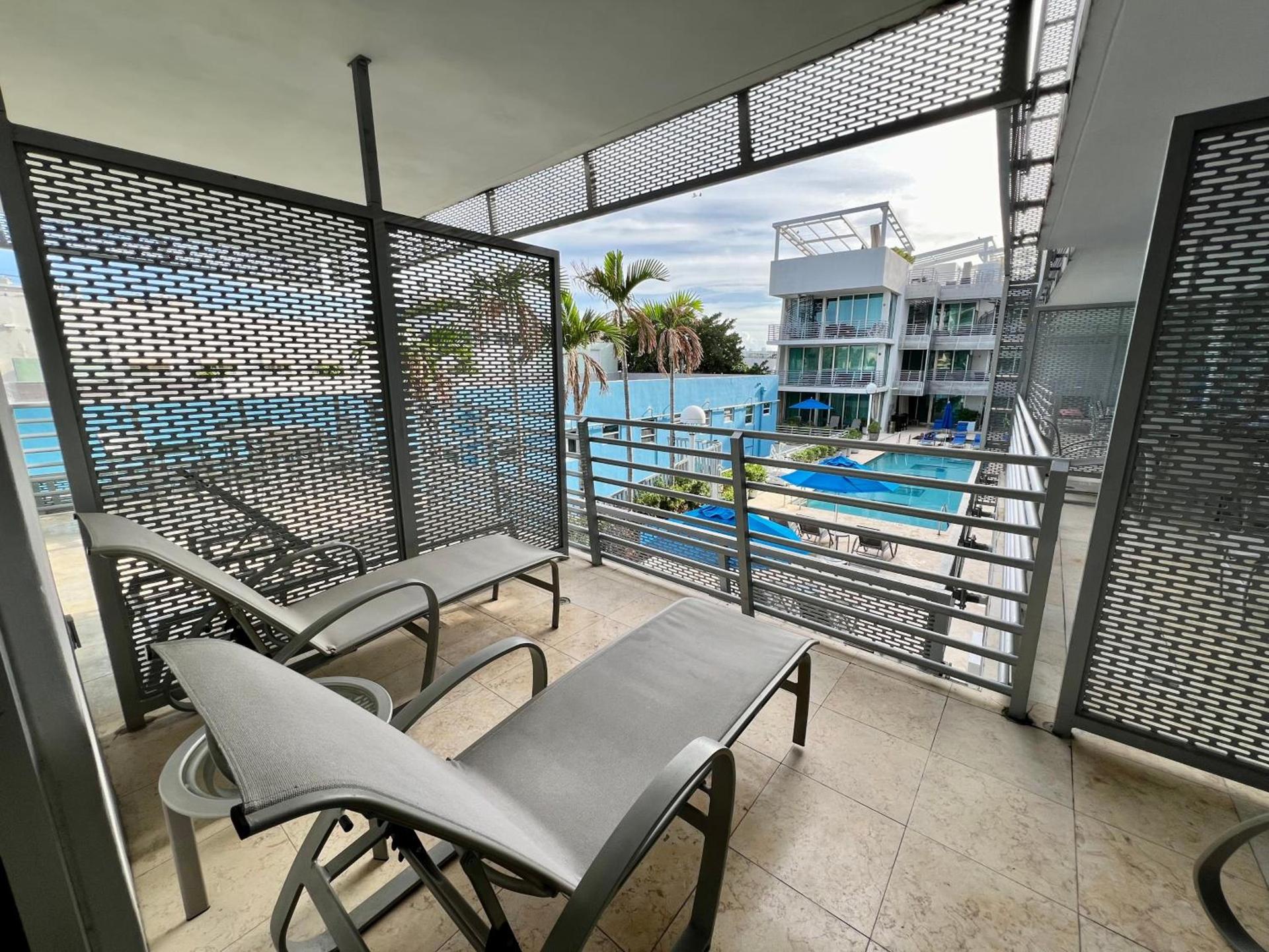 Boutique Suites 3 min walk to beach photo 88
