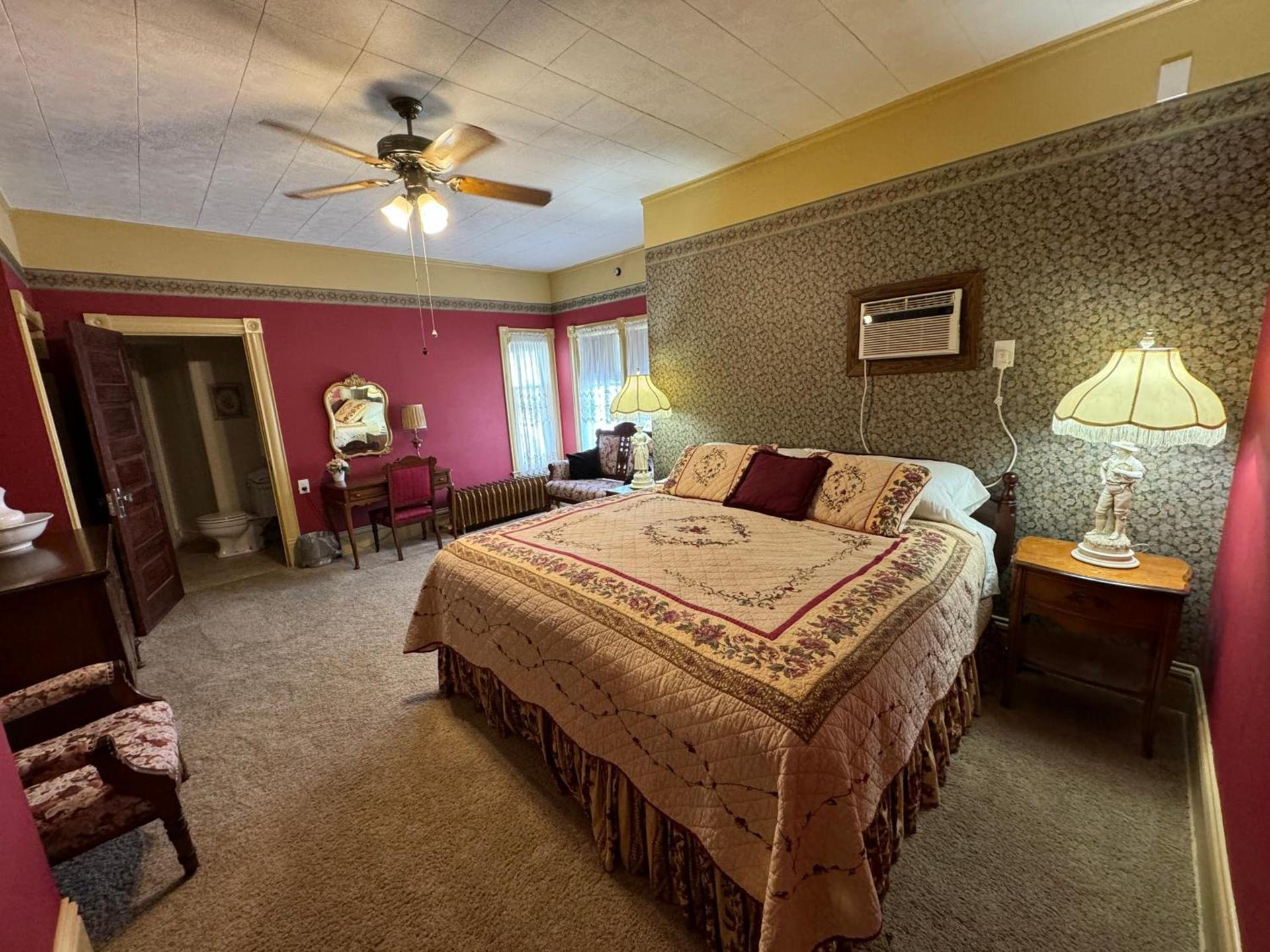 The Boho Buffalo Inn photo 26
