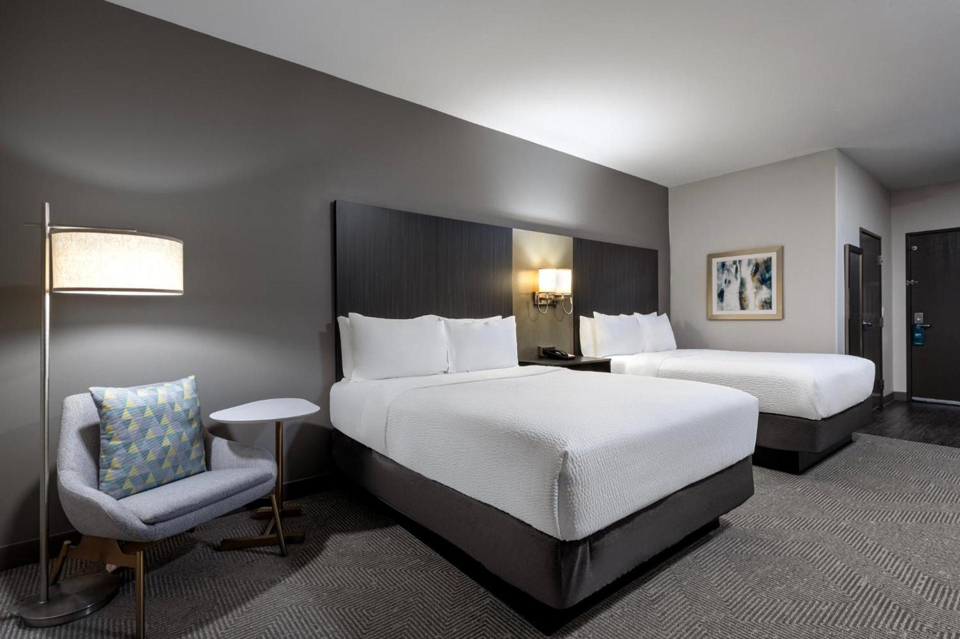 Holiday Inn Carlsbad/San Diego by IHG photo 84
