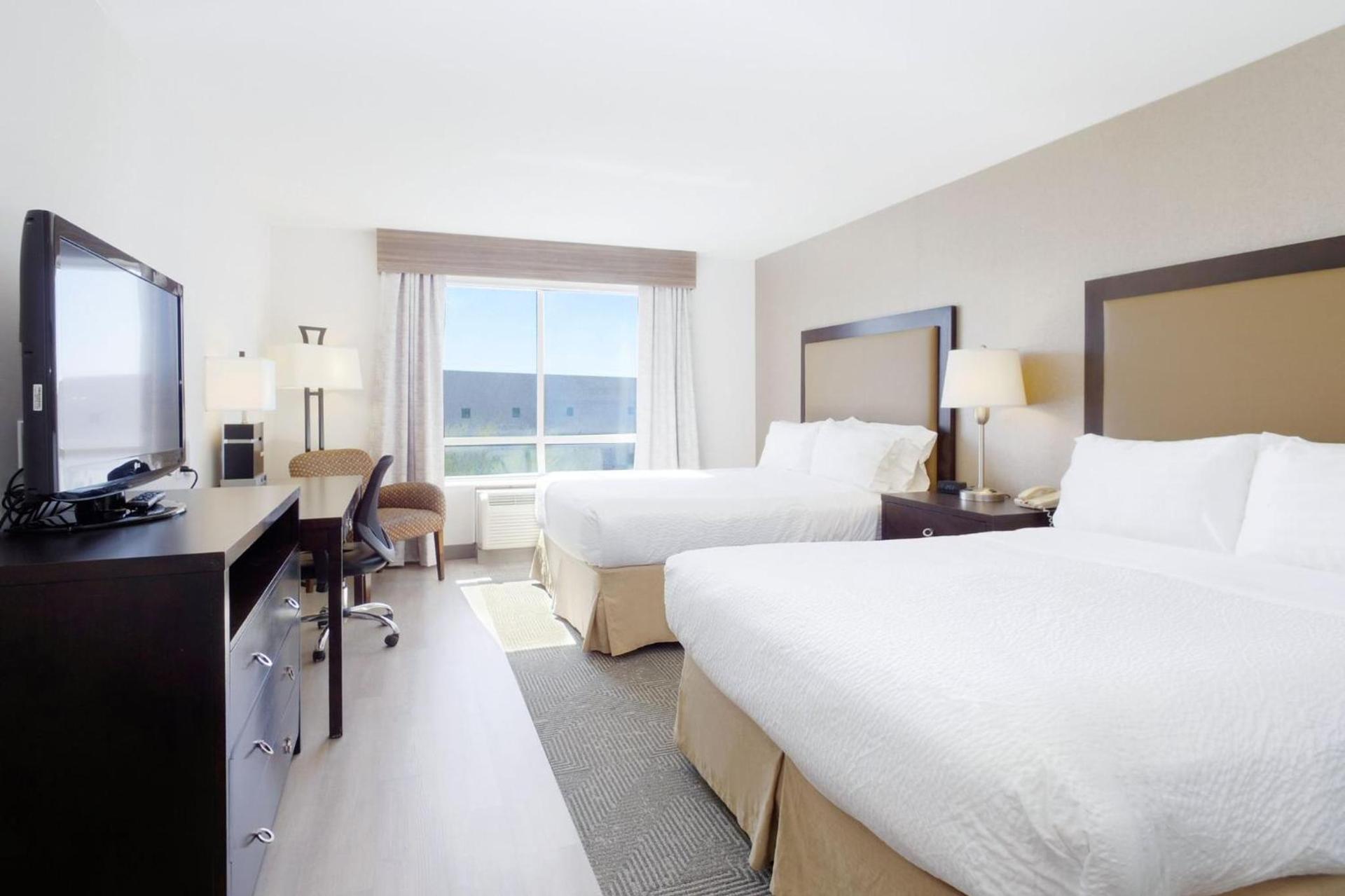 Holiday Inn & Suites Phoenix Airport by IHG photo 82