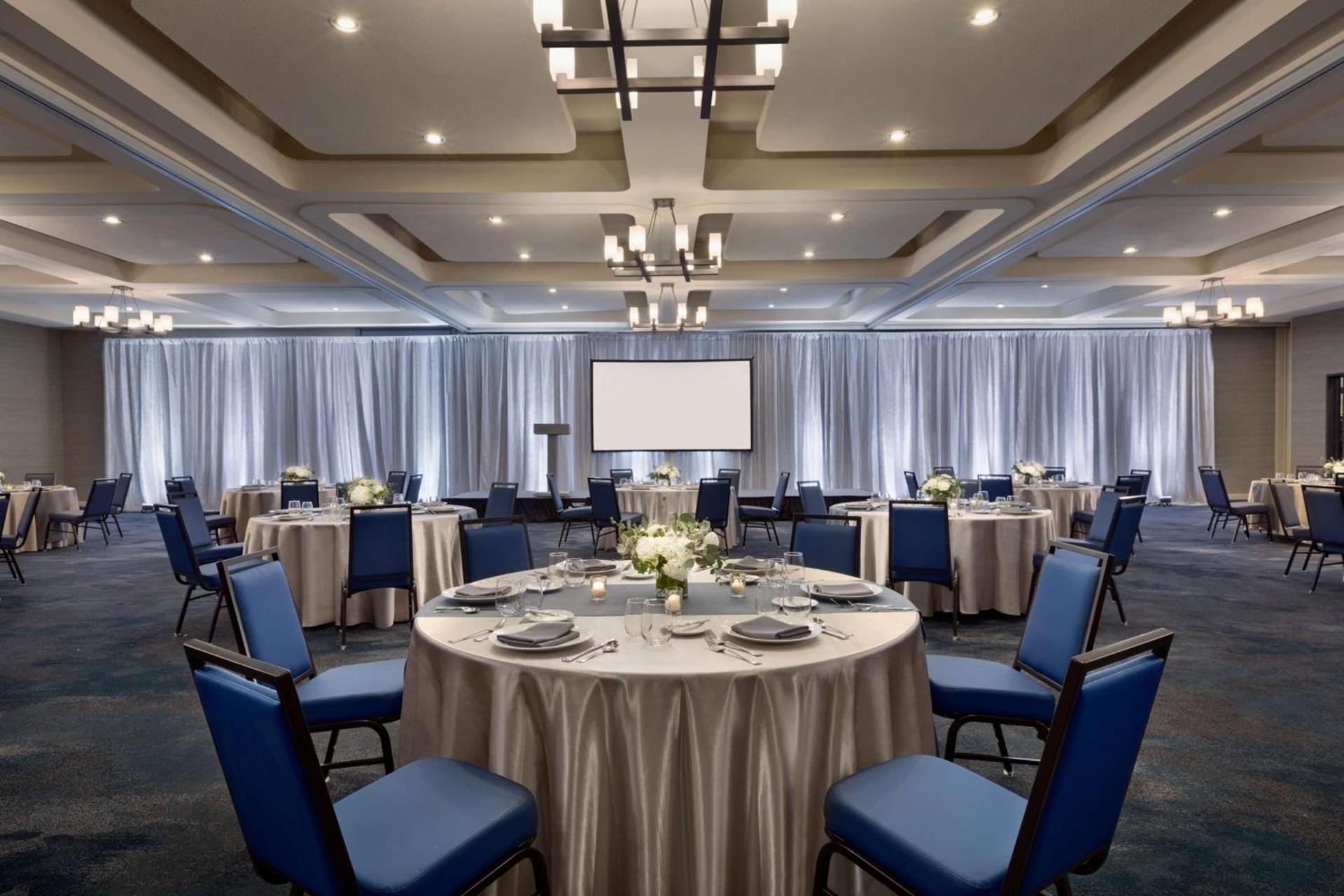 Hotel Champlain Burlington, Curio Collection by Hilton photo 79