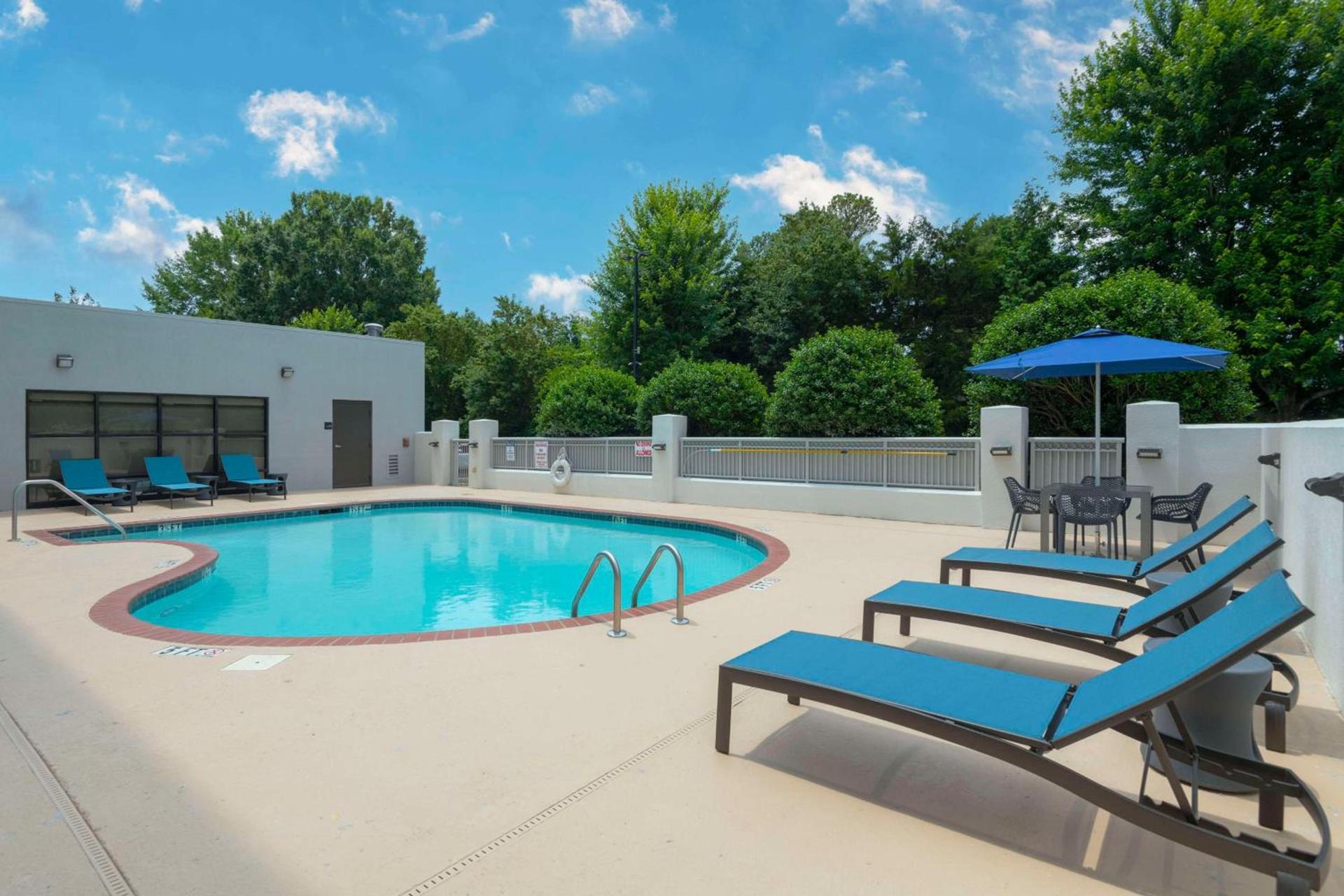 Hampton Inn & Suites Burlington photo 13