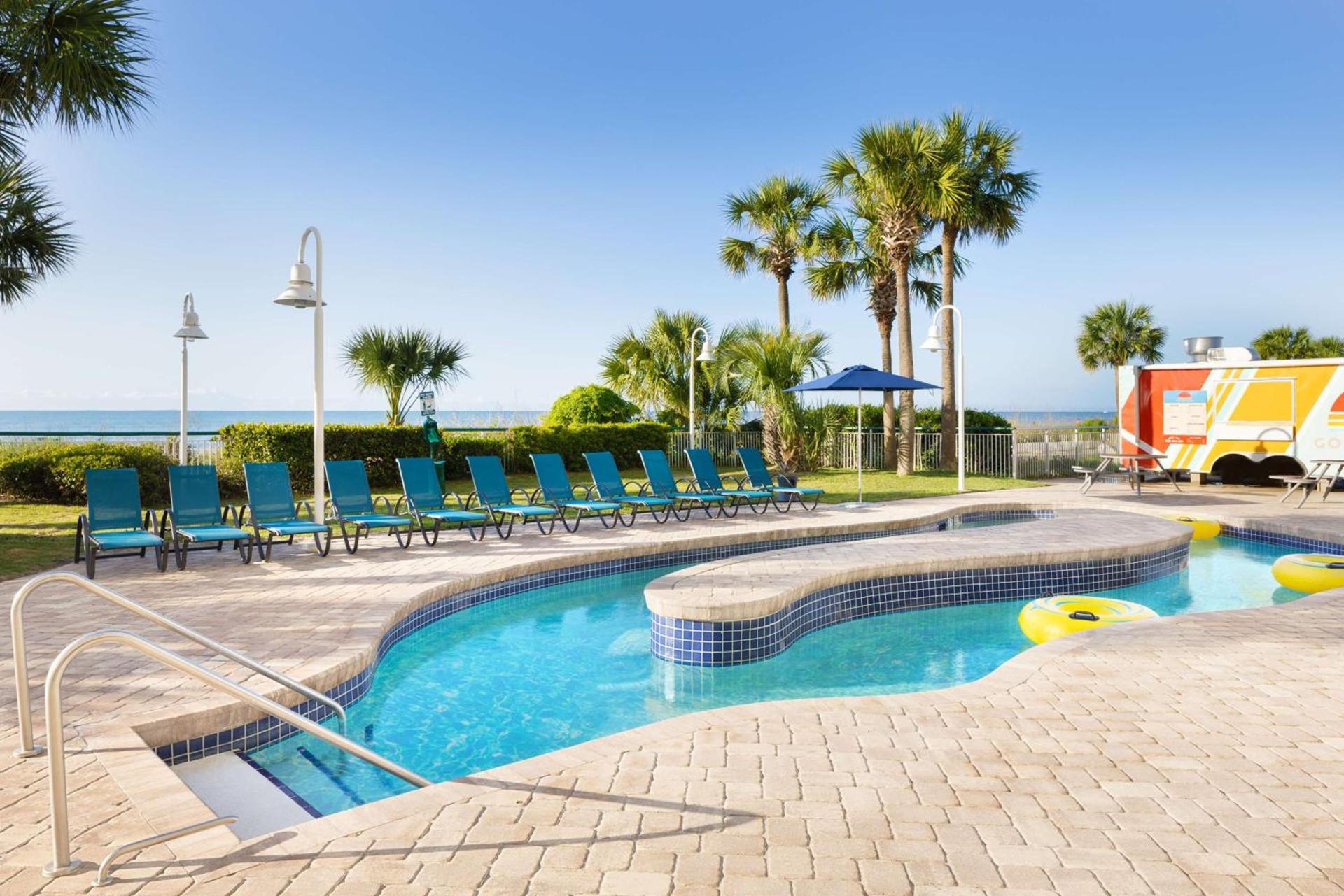 Hampton Inn & Suites Myrtle Beach Oceanfront photo 17